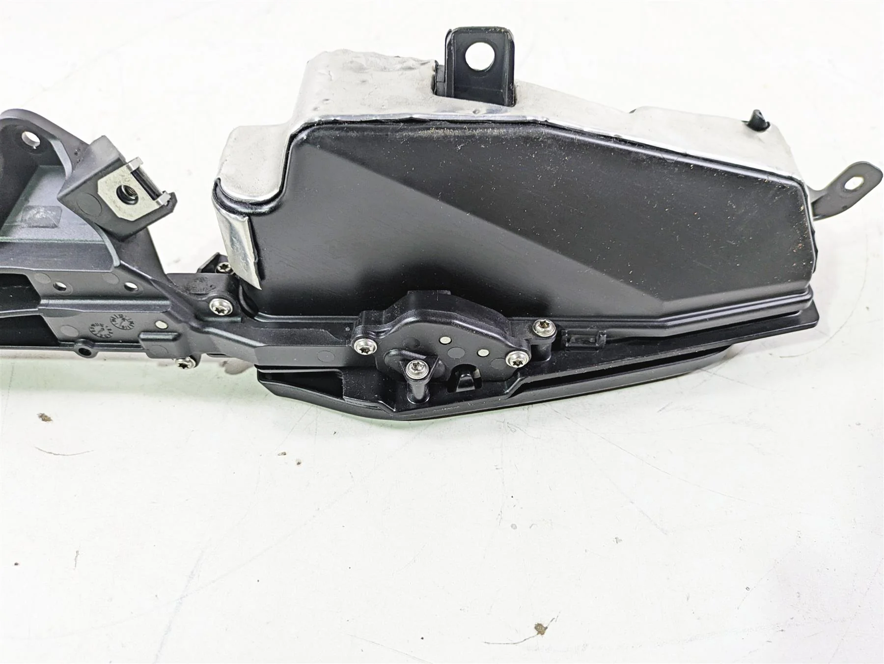 2015 BMW K1600 GT K48 Right Storage Glove Compartment Cover 46637710448 - Image 12