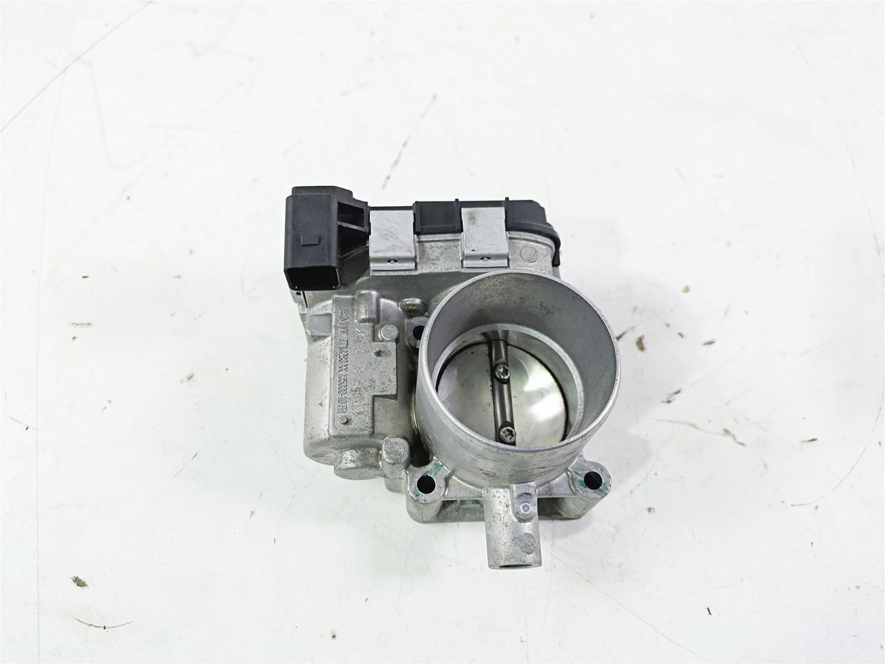 2015 BMW K1600 GT K48 Throttle Body 13547714283 13548564960 - Image 2