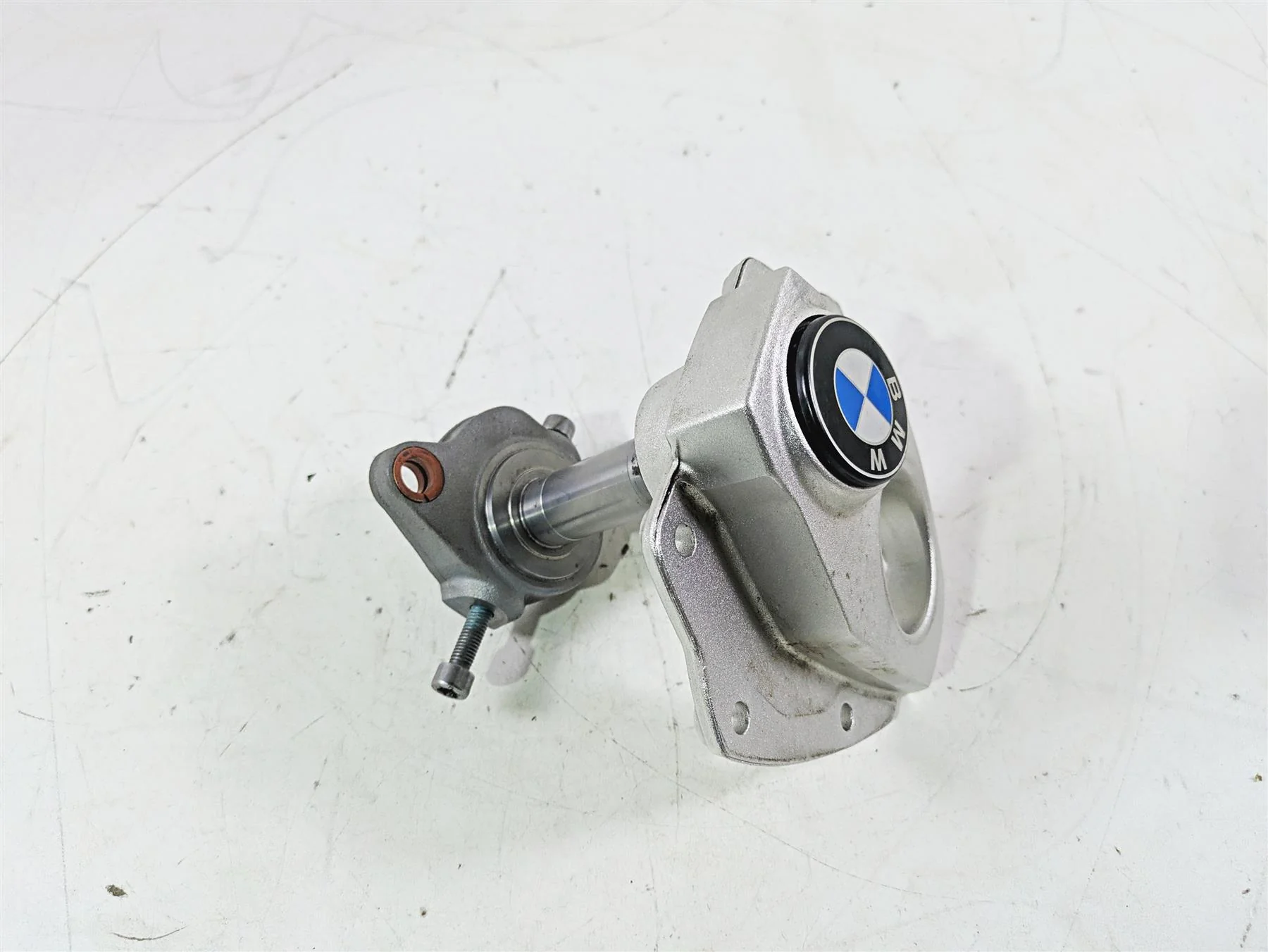 2015 BMW K1600 GT K48 Upper Arm Bridge & Steering Piece 32717721663 - Image 3