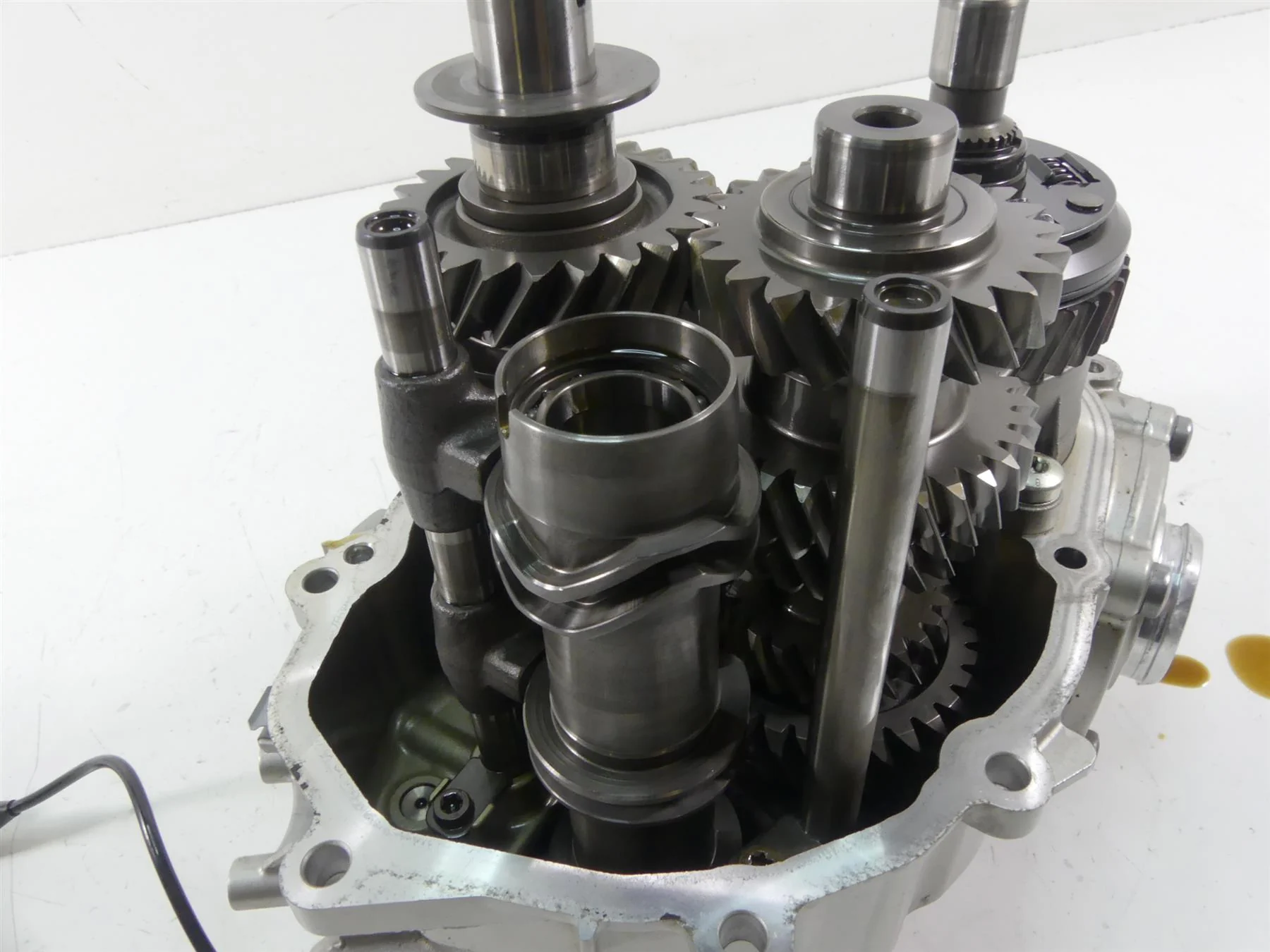 2015 BMW K1600GT K48 6-Speed Transmission Gear Box UAB - 40K 23008396072 - Image 10