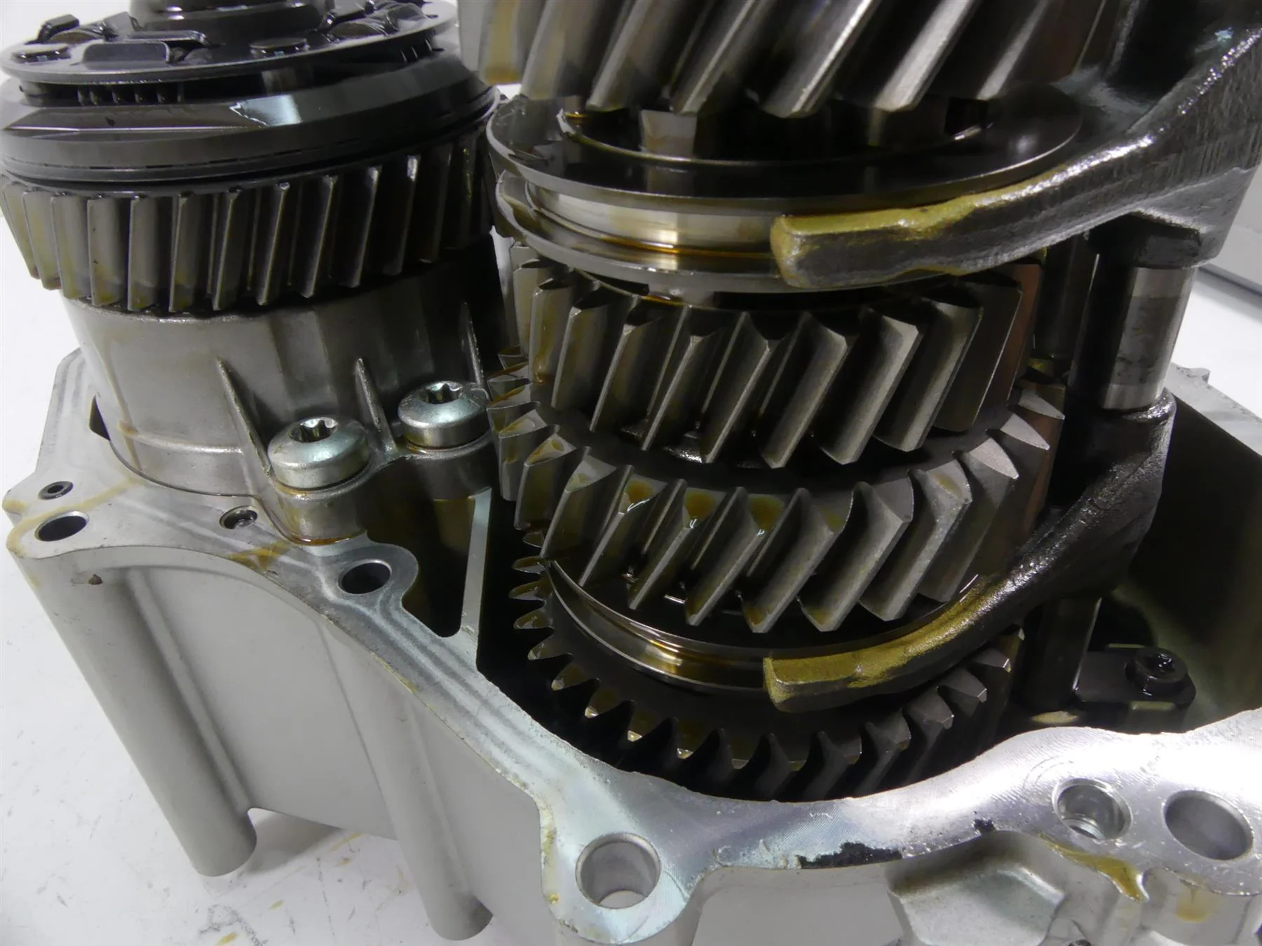2015 BMW K1600GT K48 6-Speed Transmission Gear Box UAB - 40K 23008396072 - Image 12