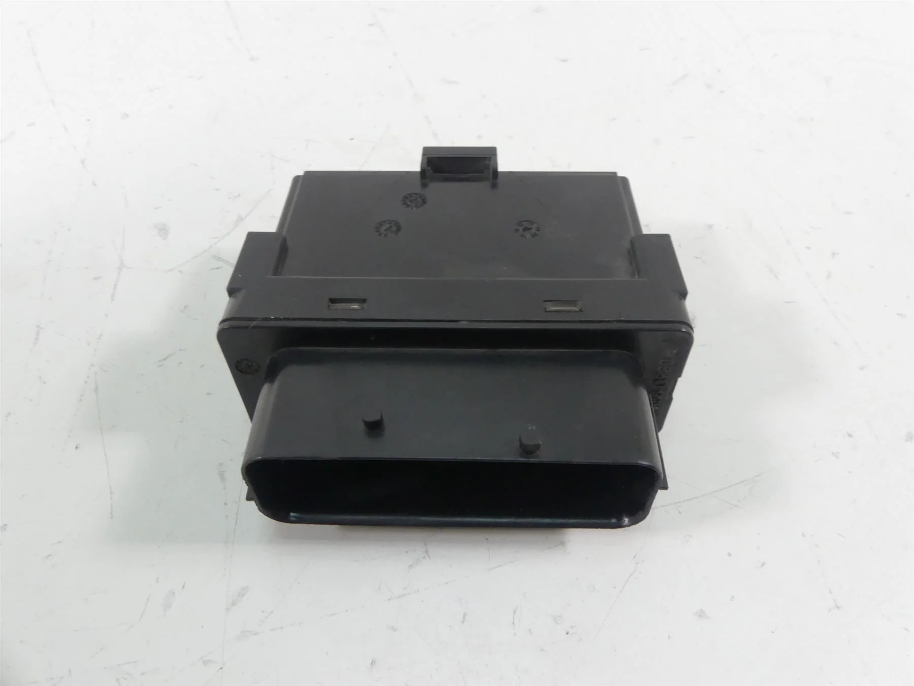 2015 BMW K1600GT K48 Base Satellite Control Module Unit 61358557782 - Image 4