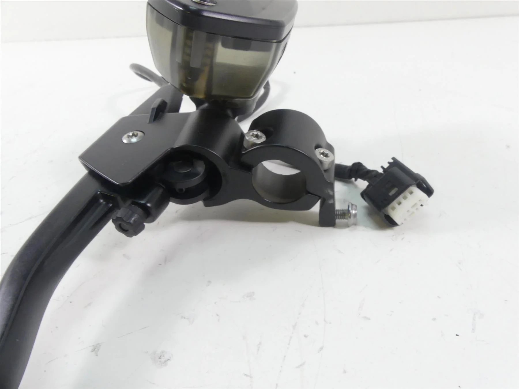 2015 BMW K1600GT K48 Clutch Master Cylinder + Lever 32728533722 - Image 5
