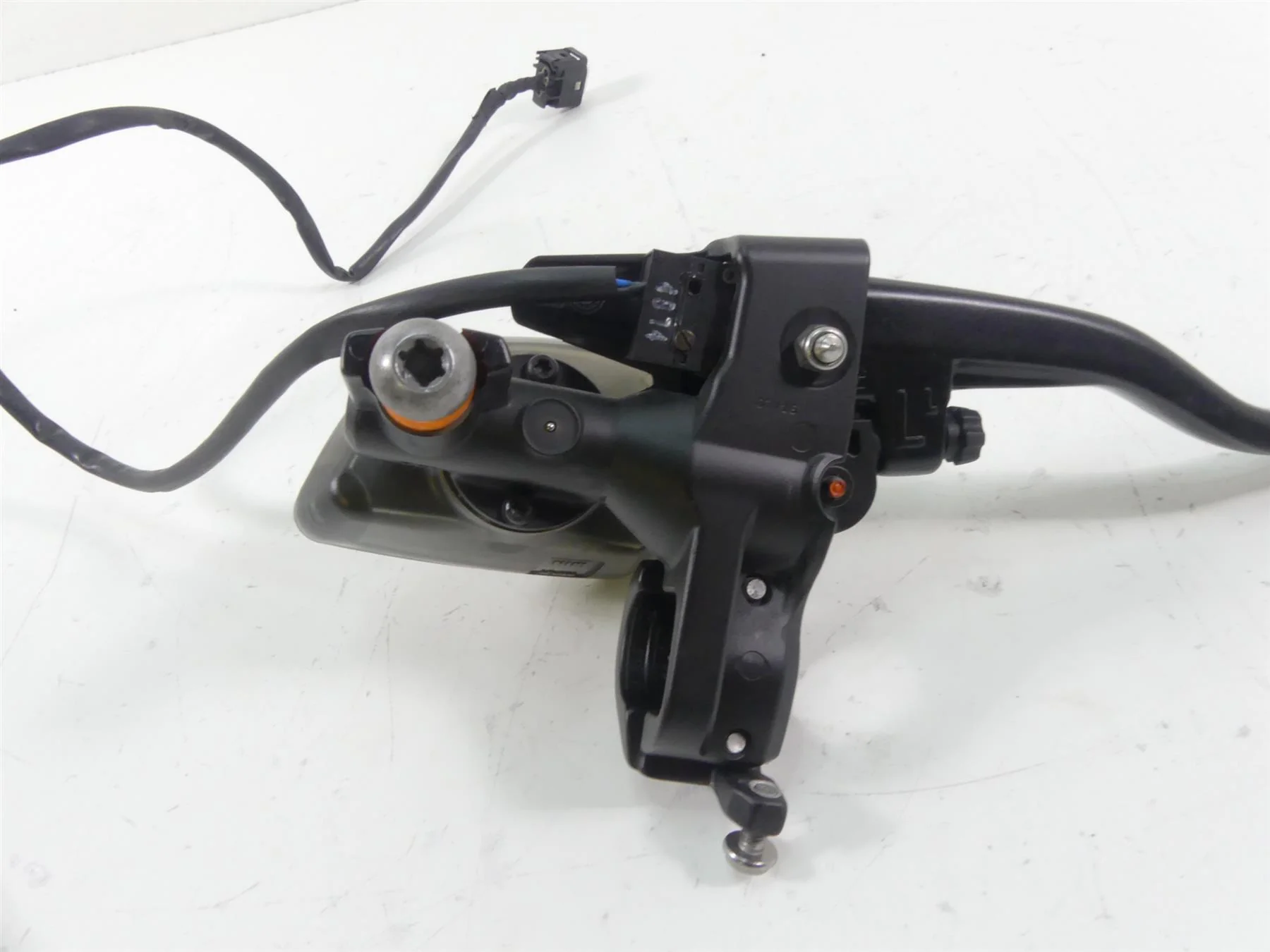 2015 BMW K1600GT K48 Clutch Master Cylinder + Lever 32728533722 - Image 6