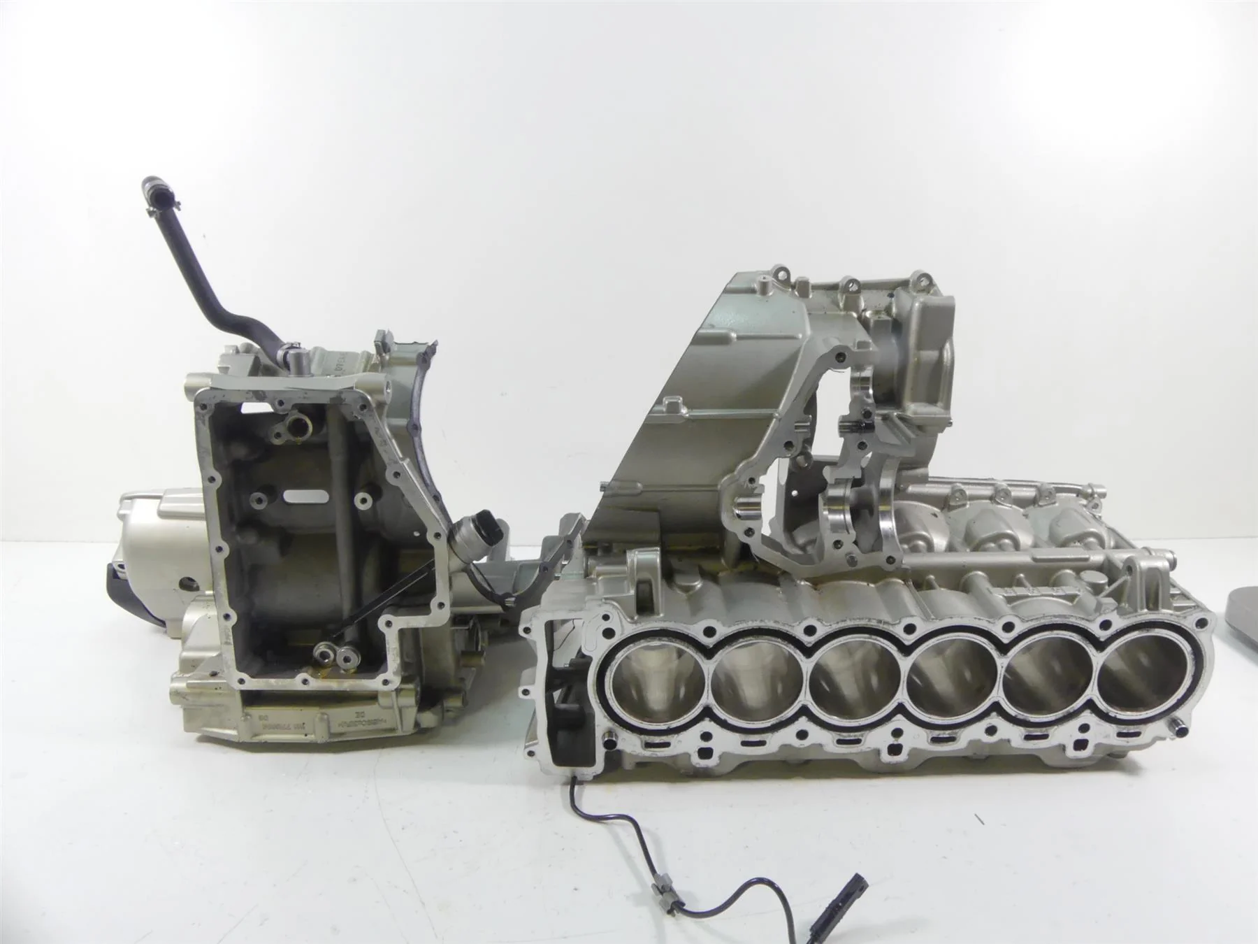 2015 BMW K1600GT K48 Engine Motor Housing Case Set 11117716259