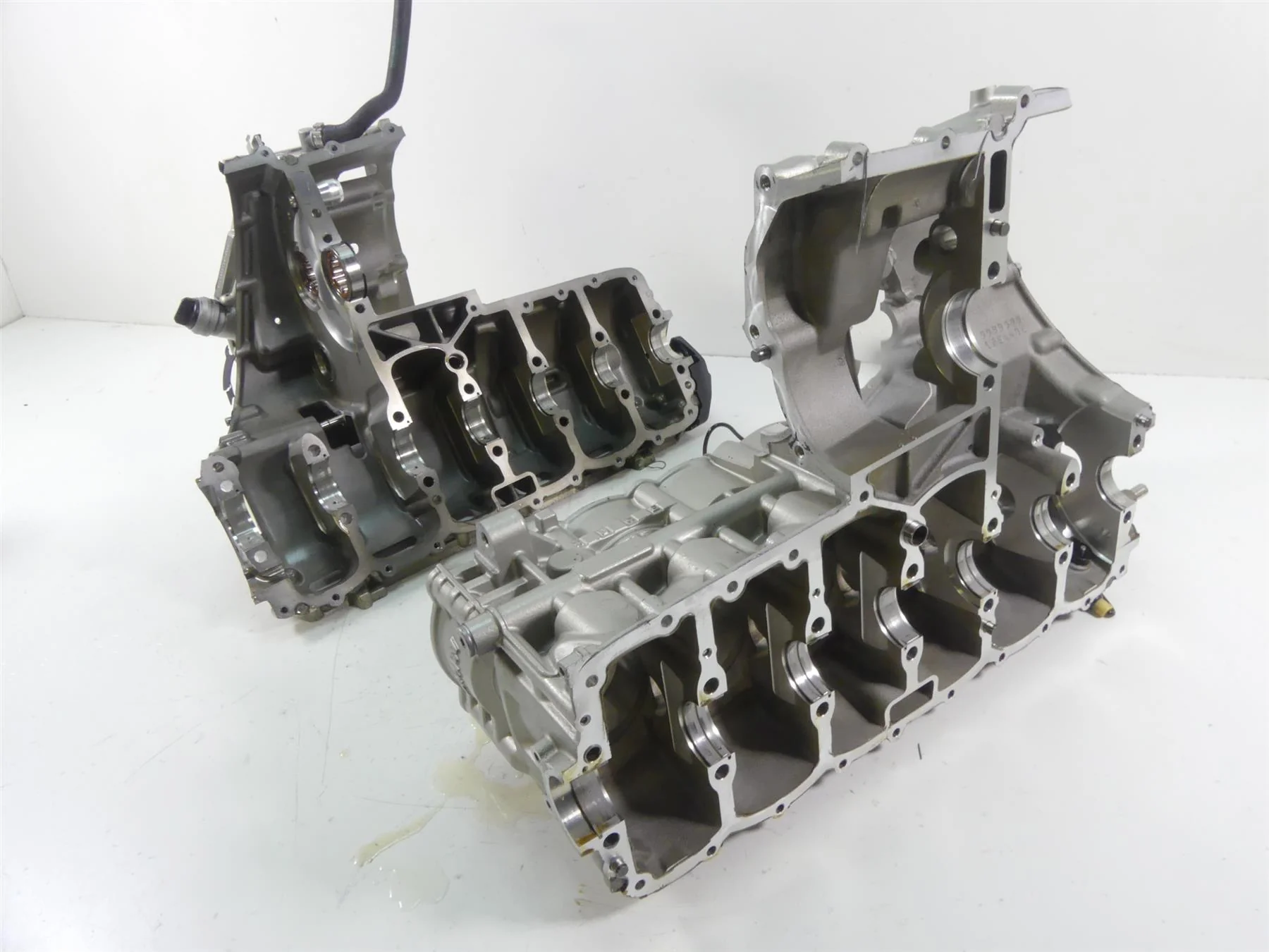 2015 BMW K1600GT K48 Engine Motor Housing Case Set 11117716259 - Image 2