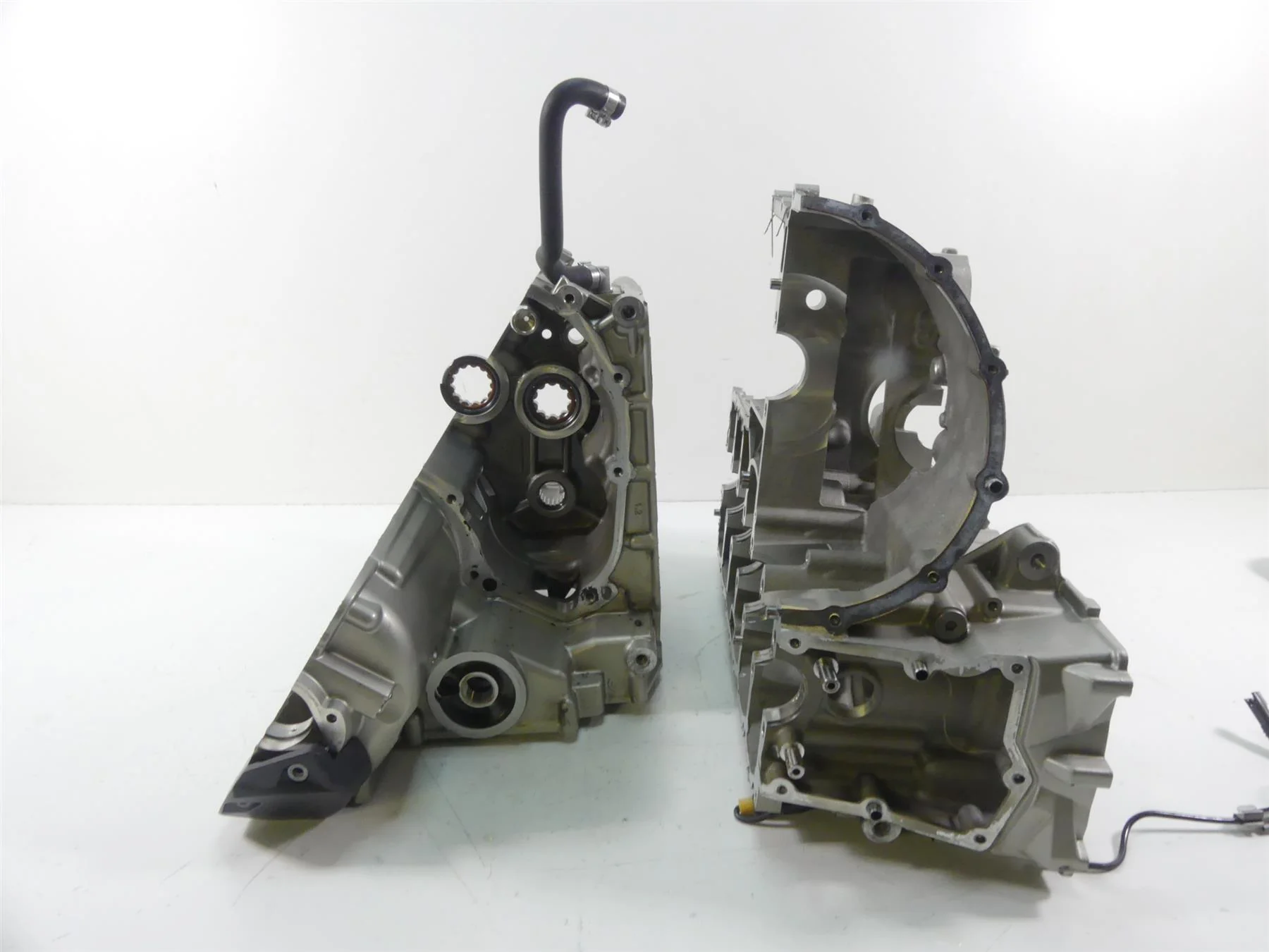 2015 BMW K1600GT K48 Engine Motor Housing Case Set 11117716259 - Image 3