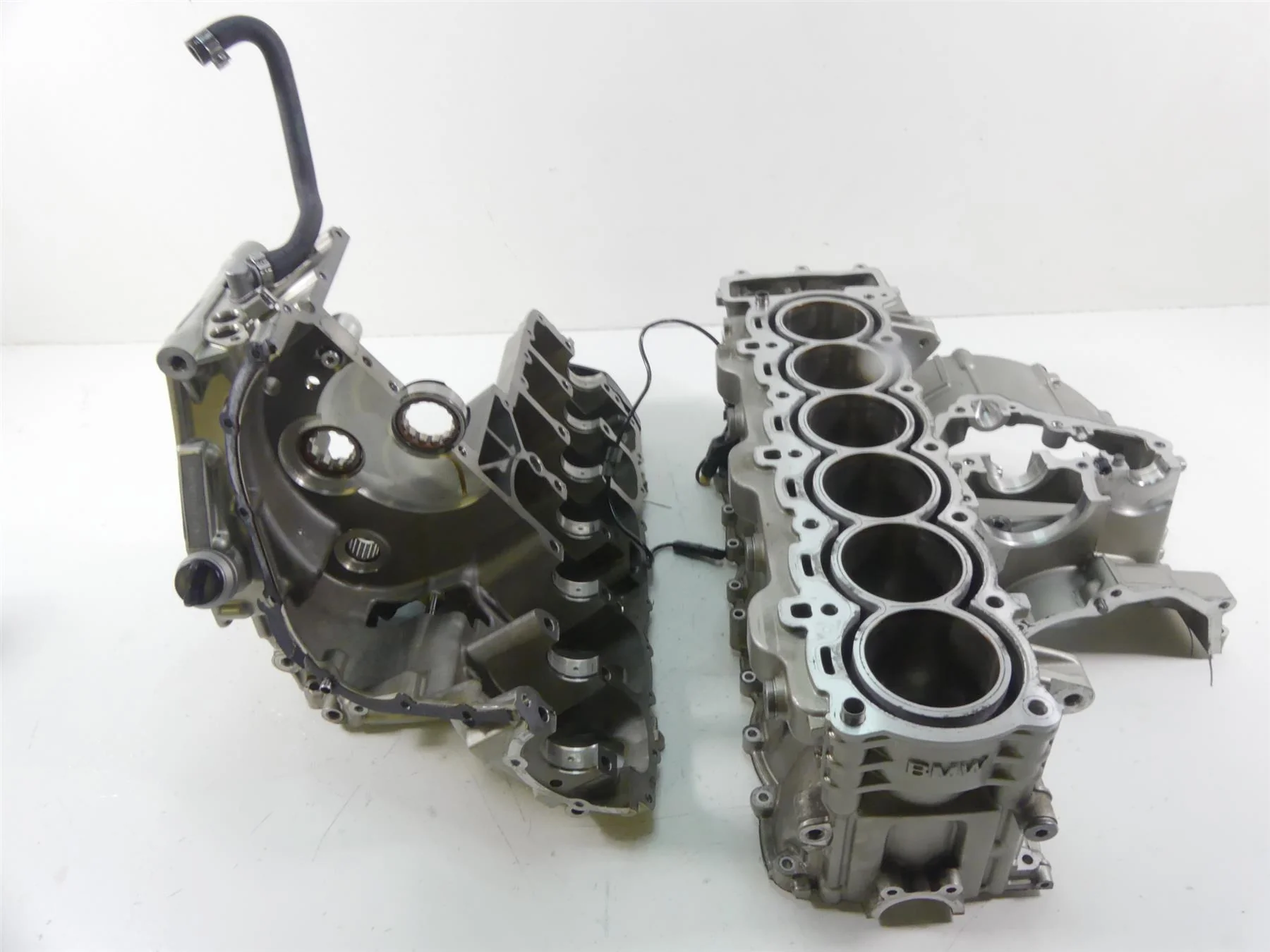 2015 BMW K1600GT K48 Engine Motor Housing Case Set 11117716259 - Image 9