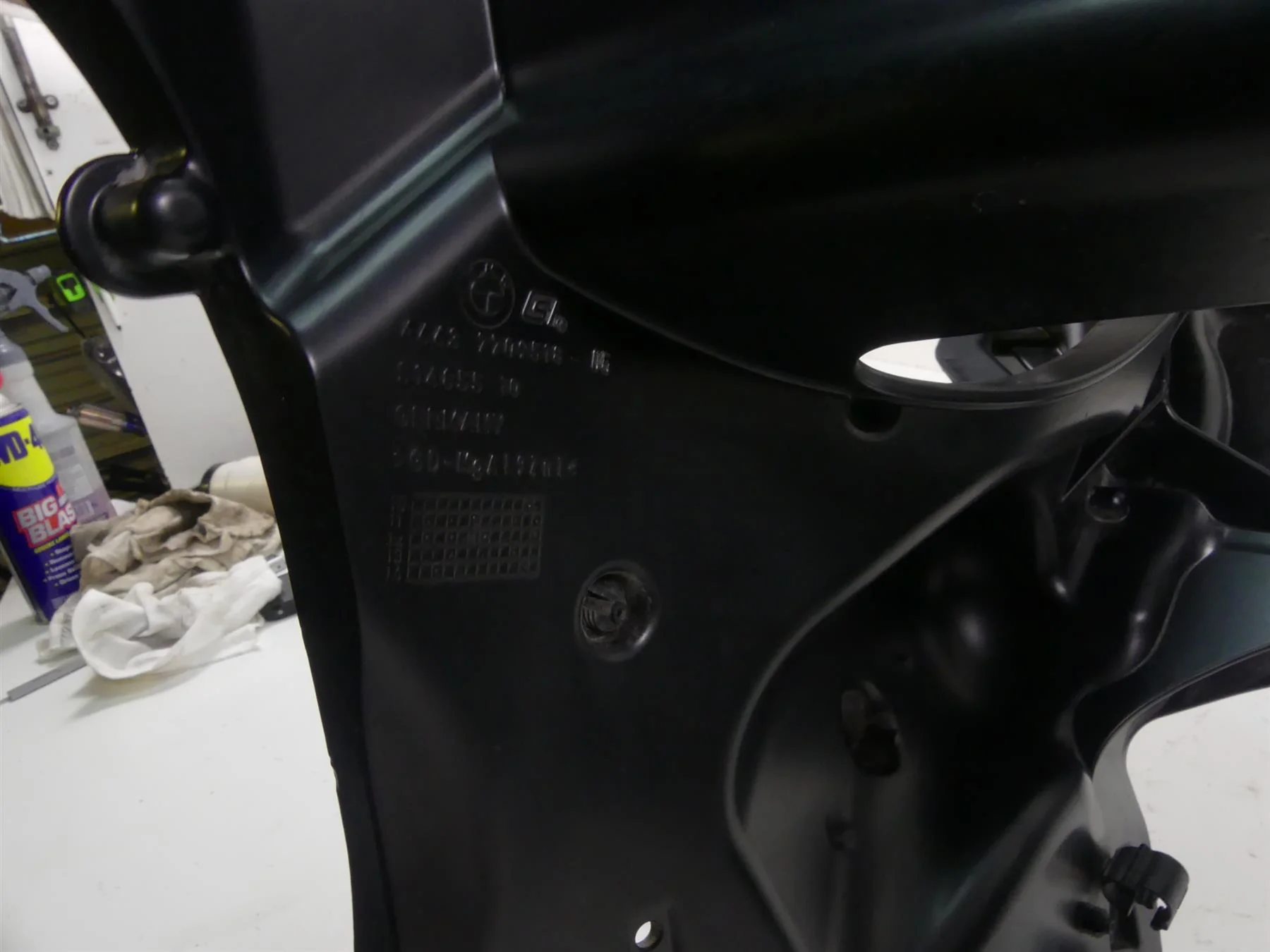 2015 BMW K1600GT K48 Front Panel Dash Fairing Stay Carrier Set 46637709517 - Image 12