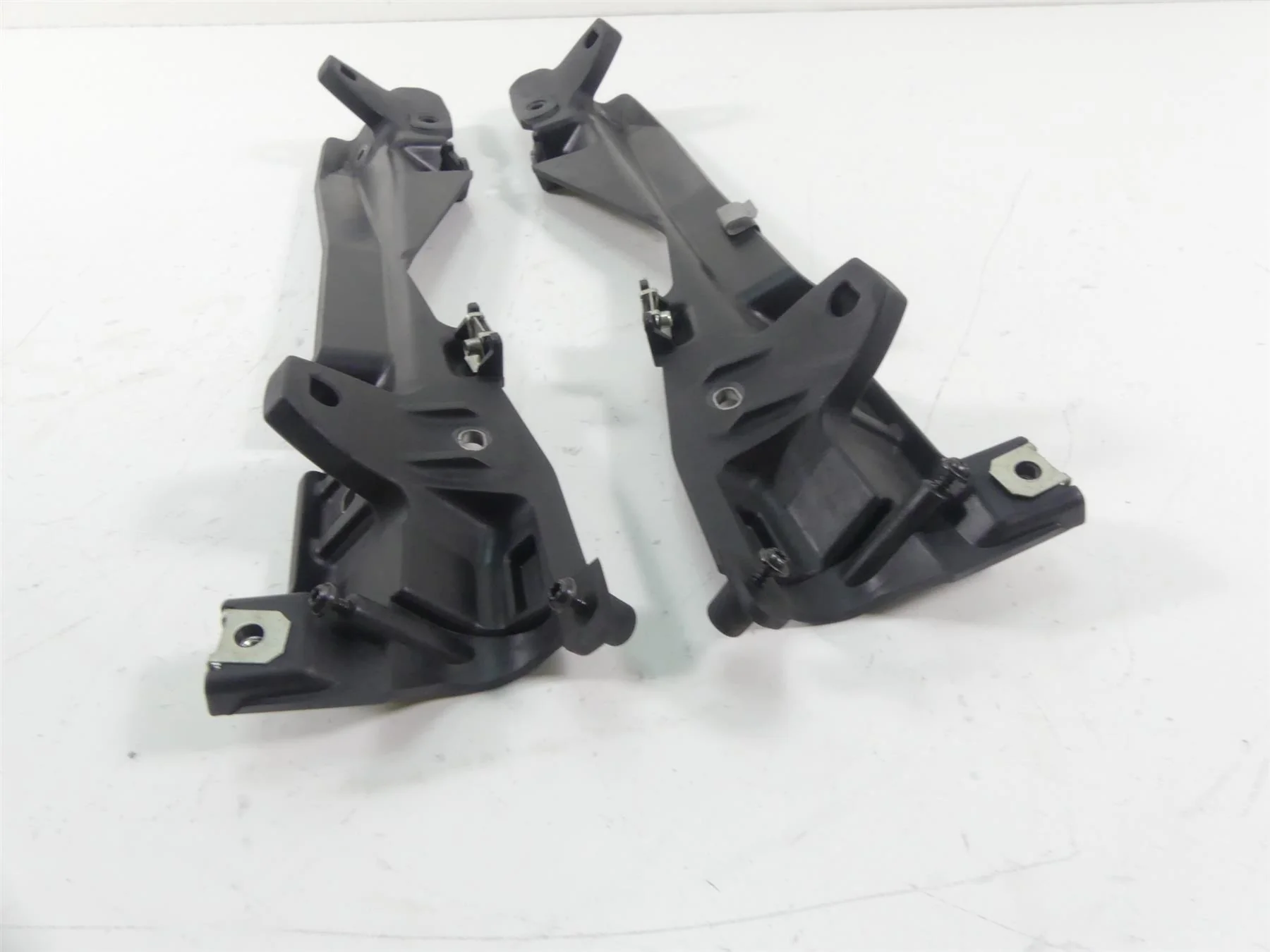 2015 BMW K1600GT K48 Left Right Saddlebag Holder Bracket Mount Set 46547716655 - Image 3