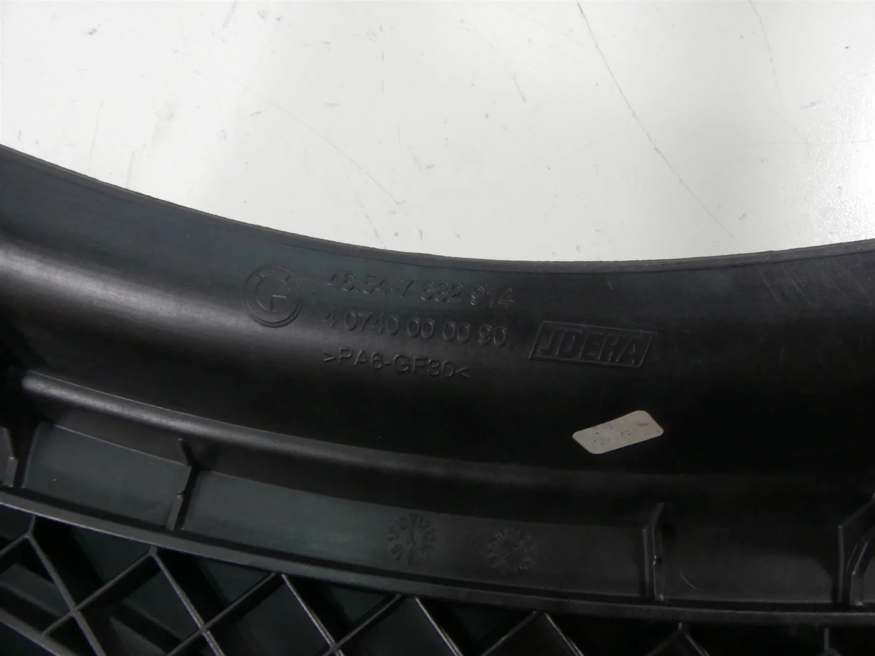 2015 BMW K1600GT K48 Rear Luggage Grid Rack With Side Handle Grabs 46547681144 - Image 12