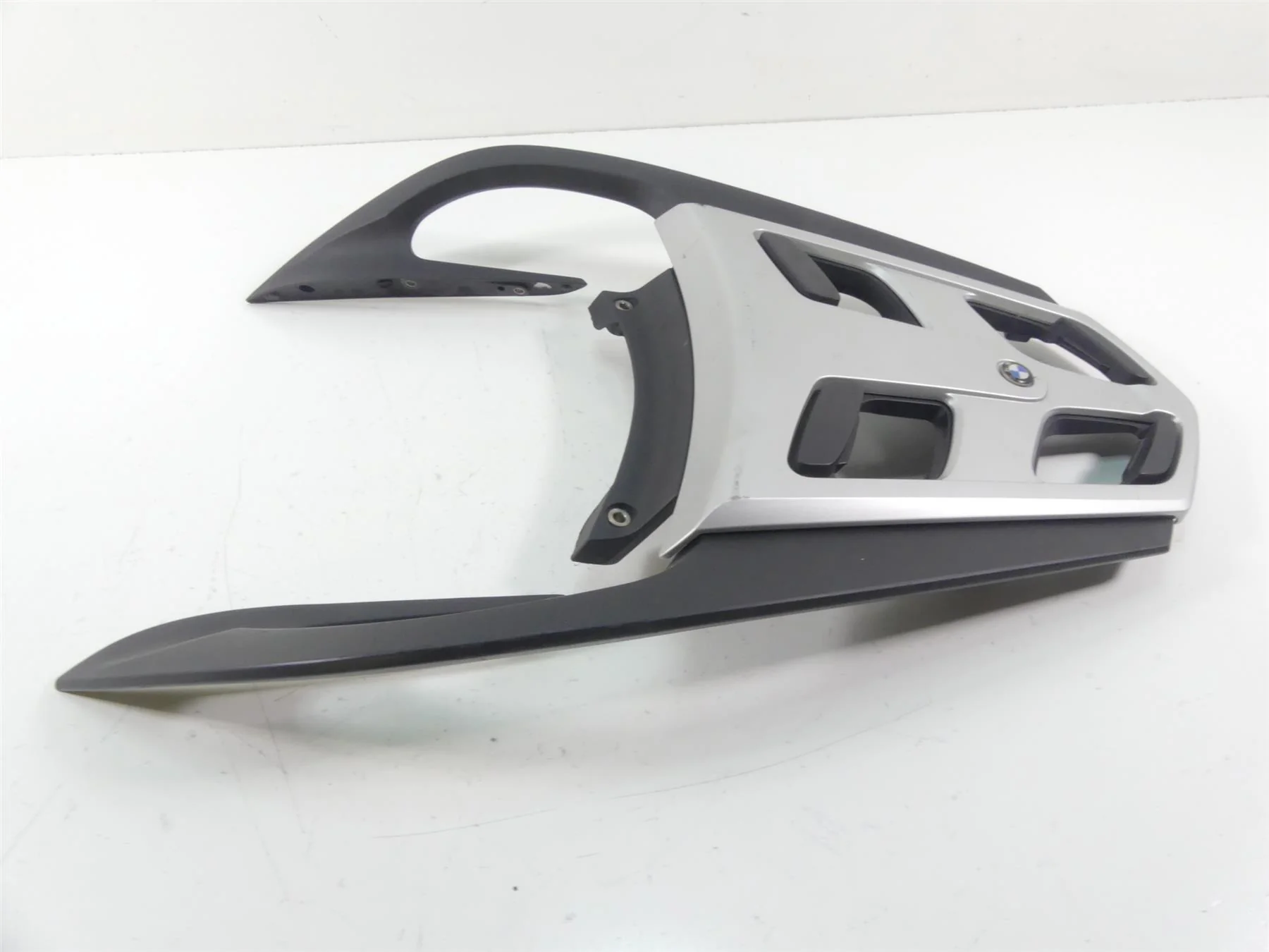 2015 BMW K1600GT K48 Rear Luggage Grid Rack With Side Handle Grabs 46547681144 - Image 3