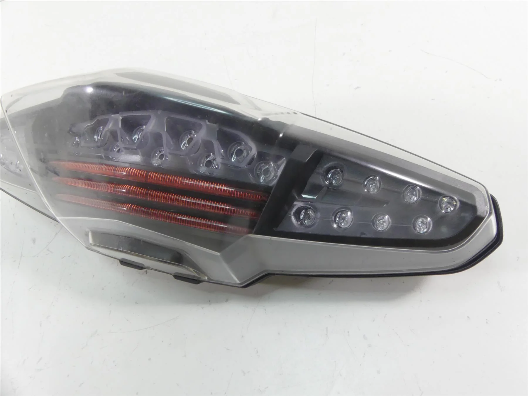 2015 BMW K1600GT K48 Rear Taillight Tail Light Brake Stop Lamp  63218525446 - Image 2