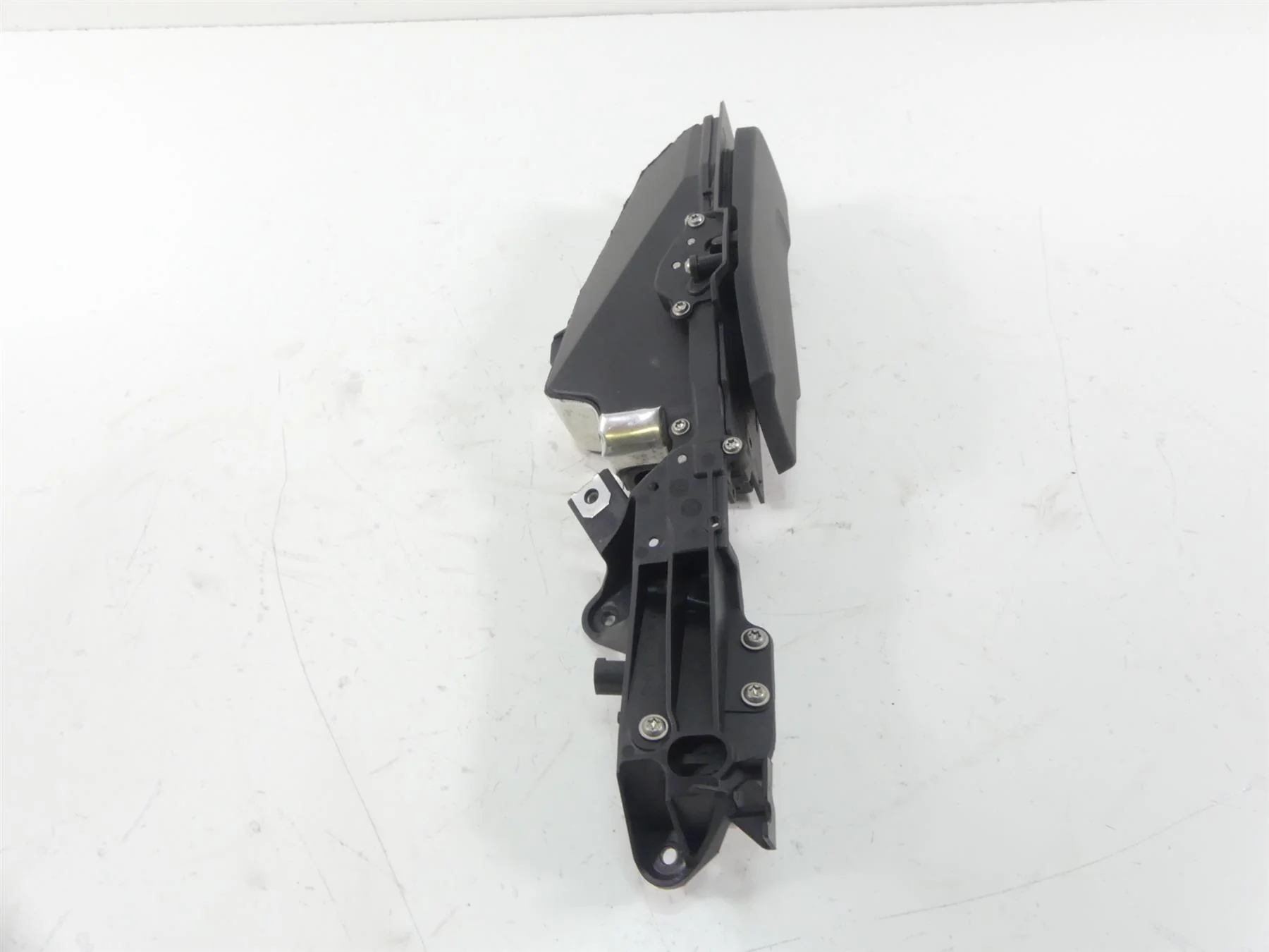 2015 BMW K1600GT K48 Right Side Storage Box Compartment 46637710448 40877147090 - Image 4