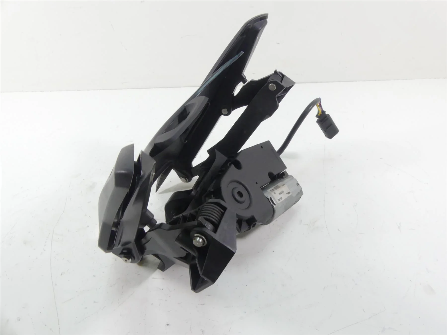 2015 BMW K1600GT K48 Windshield Wind Shield Screen Adjuster + Motor 46637724081 - Image 3