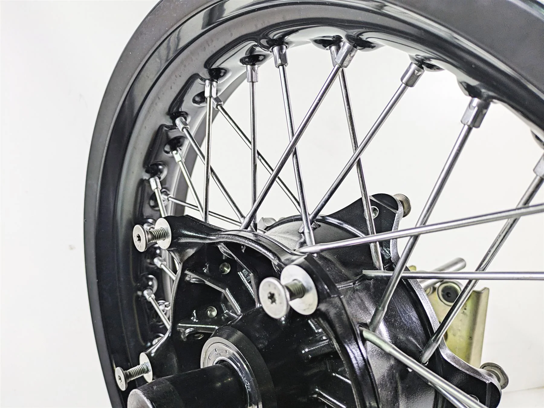 2015 BMW R nineT K21 17x3.5 Front Wheel Black Spoke Rim - Wobble 36318546108 36318544512 - Image 8