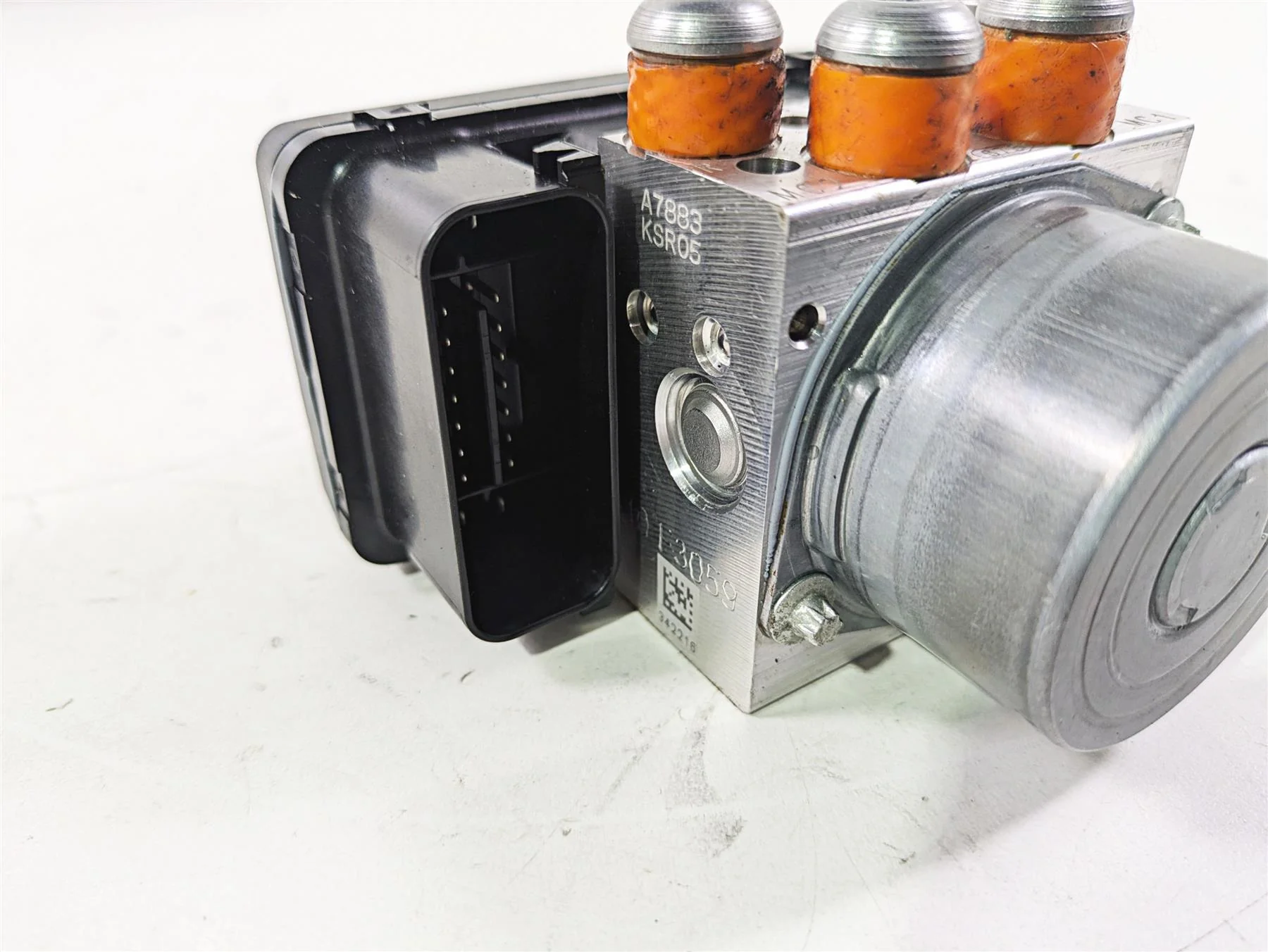 2015 BMW R nineT K21 Abs Brake Pump Module Pressure Unit 34518546851 - Image 10