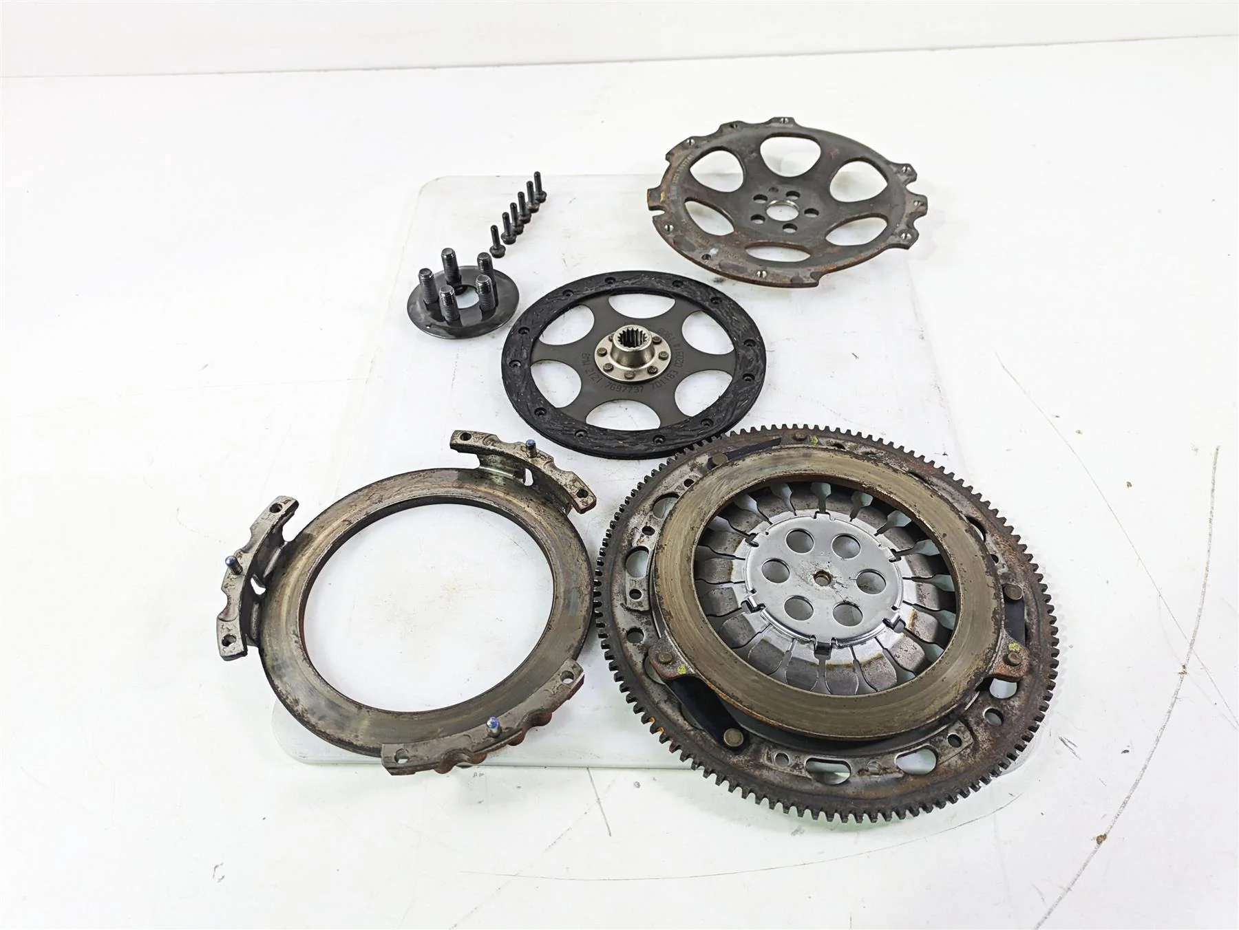 2015 BMW R nineT K21 Friction Clutch Pressure Plate Disc Set 591 Mi 21217697737 - Image 3