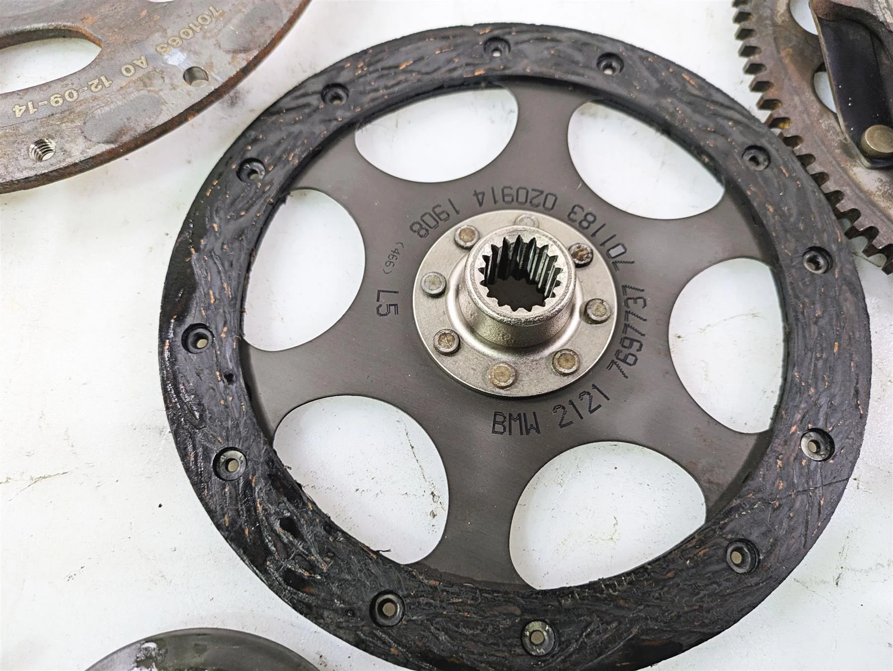 2015 BMW R nineT K21 Friction Clutch Pressure Plate Disc Set 591 Mi 21217697737 - Image 6