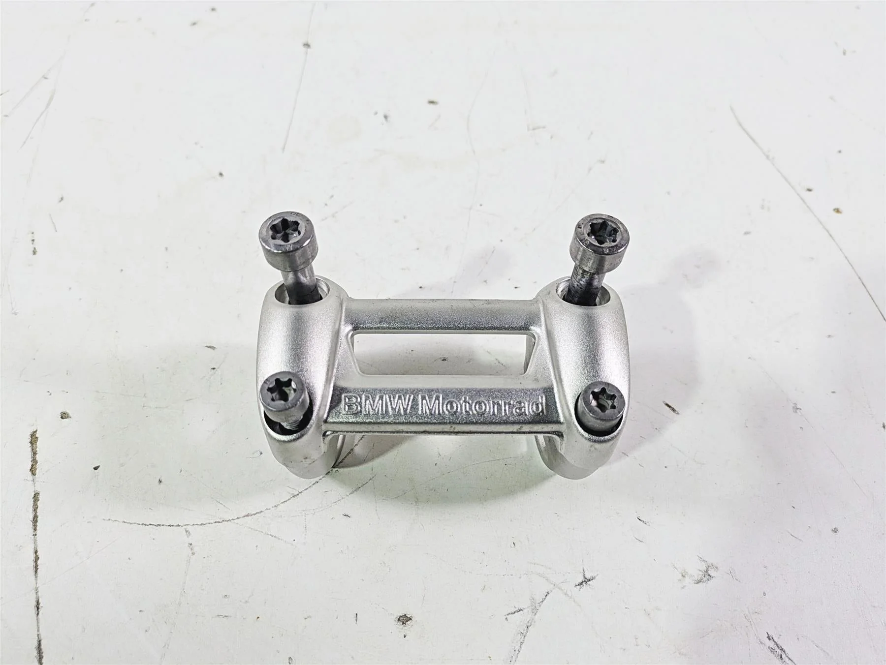 2015 BMW R nineT K21 Handlebar Risers Holder Set 32718538049 32718538047