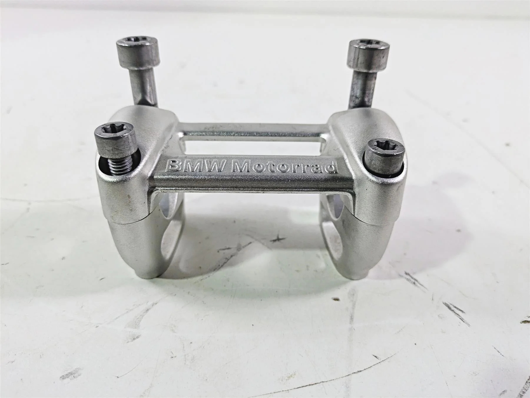 2015 BMW R nineT K21 Handlebar Risers Holder Set 32718538049 32718538047 - Image 6