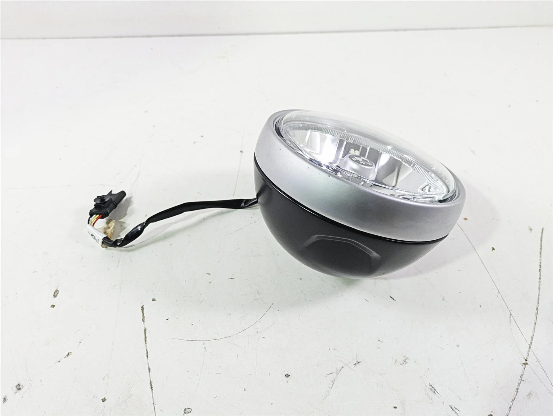 2015 BMW R nineT K21 Headlight Head Light Lamp Lens 63128544931  & 63128567929 - Image 2