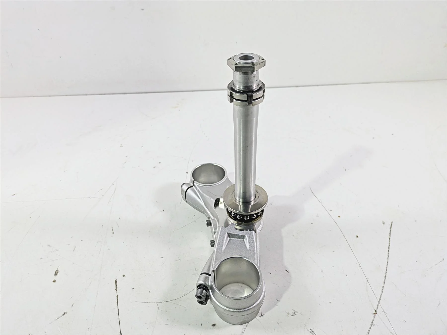 2015 BMW R nineT K21 Lower Triple Tree Steering Stem 31428552873 31428538054 - Image 4