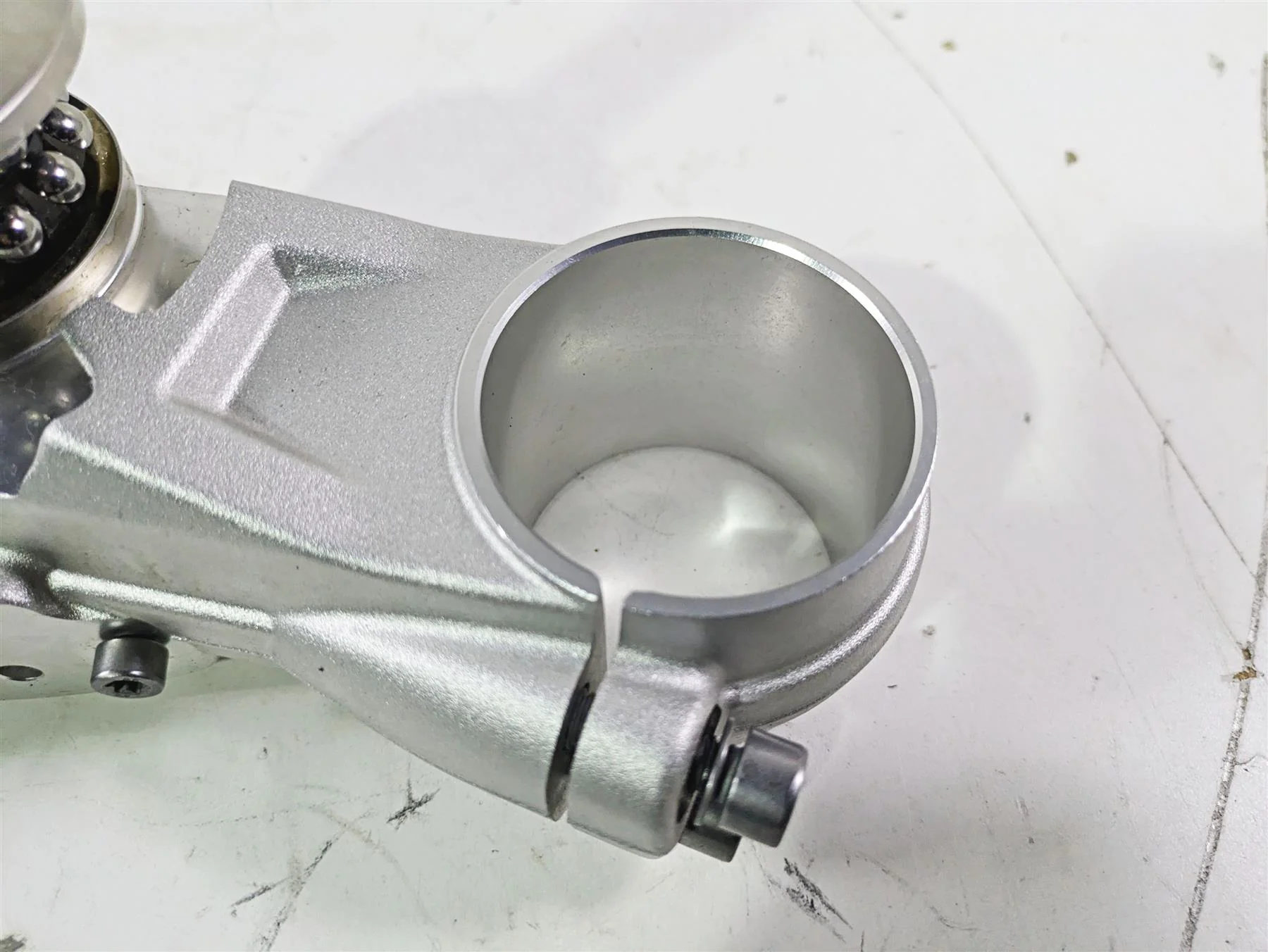 2015 BMW R nineT K21 Lower Triple Tree Steering Stem 31428552873 31428538054 - Image 6