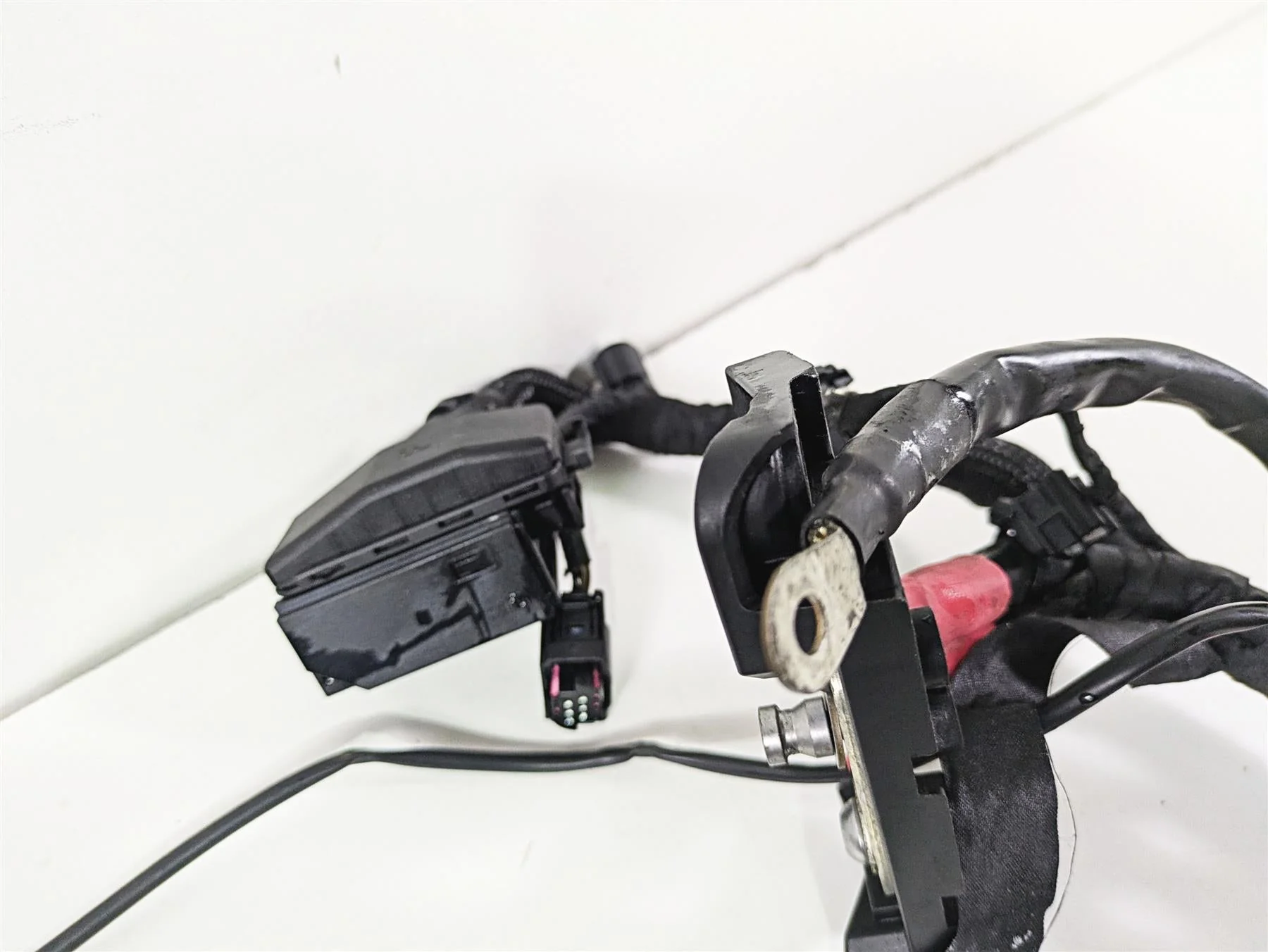 2015 BMW R nineT K21 Main & Engine Wiring Harness Set 61118548701 61118552922 - Image 8