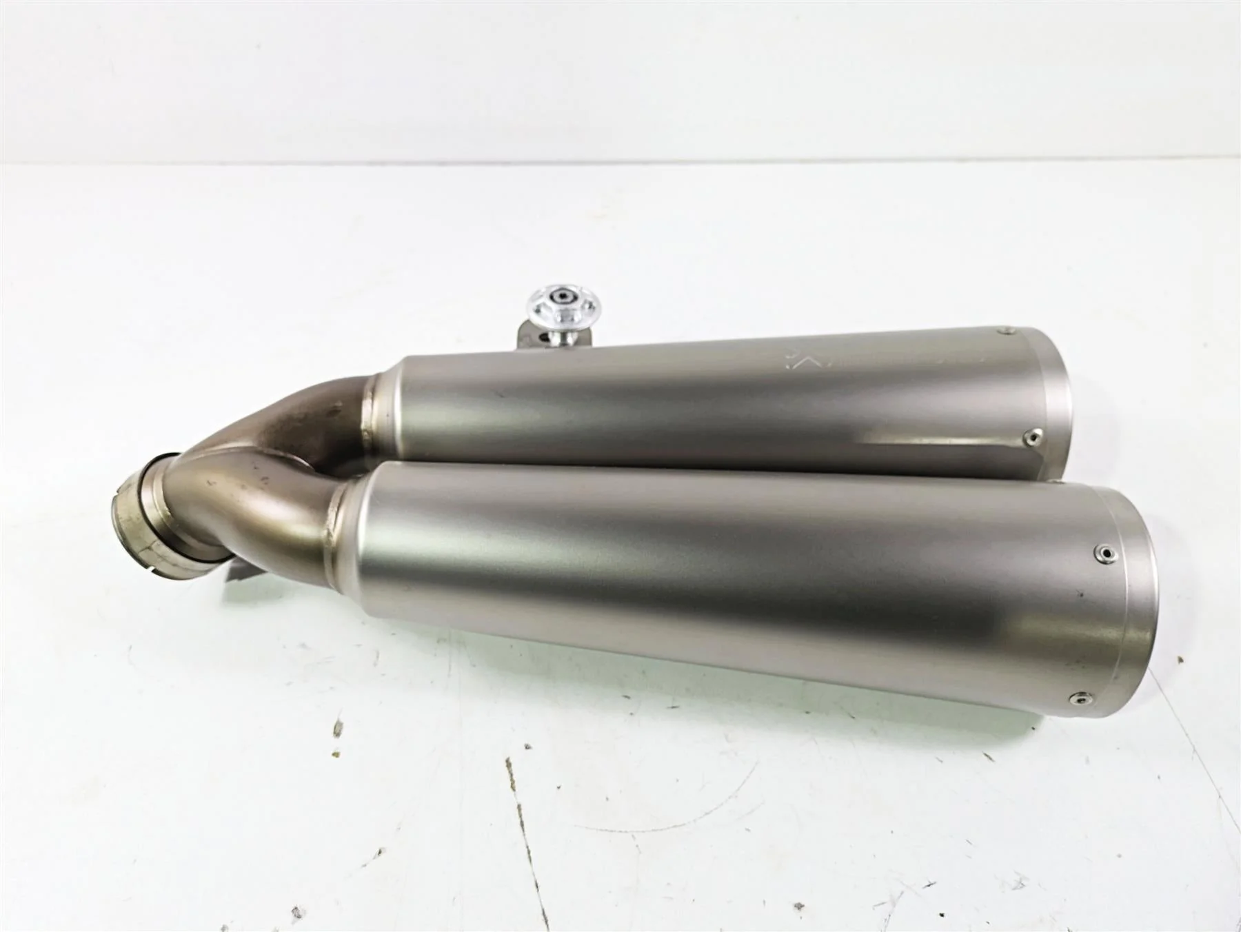 2015 BMW R nineT K21 Nice Akrapovic Oem Exhaust Pipe Muffler 18518544817