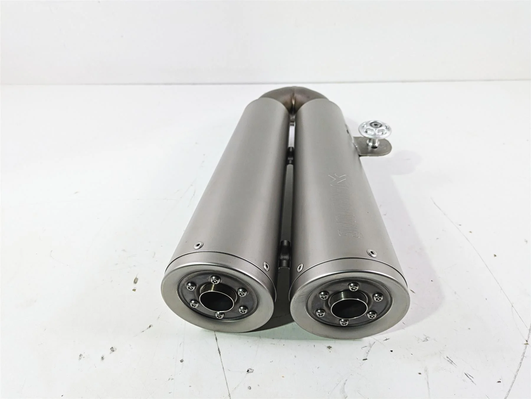 2015 BMW R nineT K21 Nice Akrapovic Oem Exhaust Pipe Muffler 18518544817 - Image 4