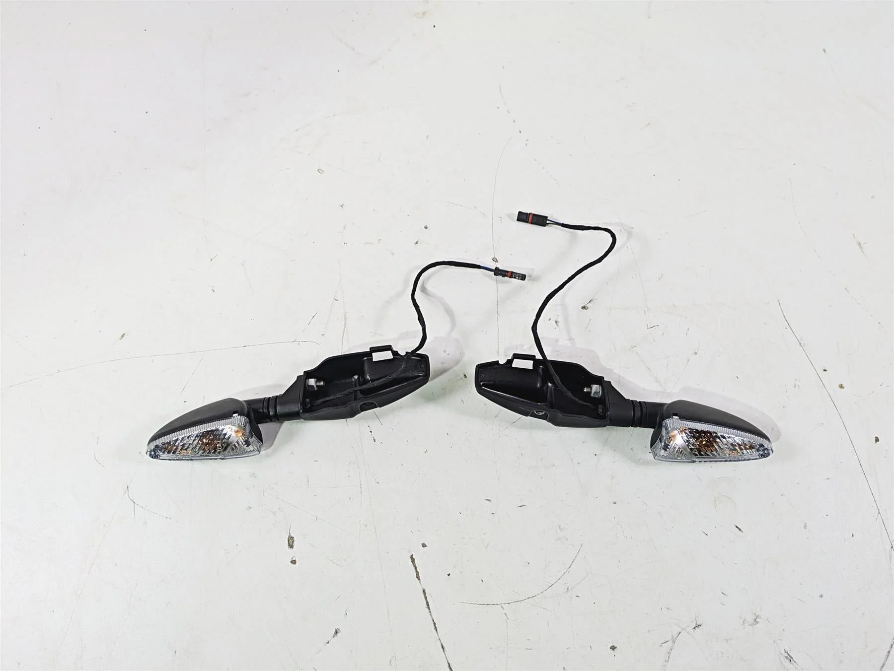 2015 BMW R nineT K21 Nice Front Blinkers Turn Signal & Mounts 63138534357 - Image 5