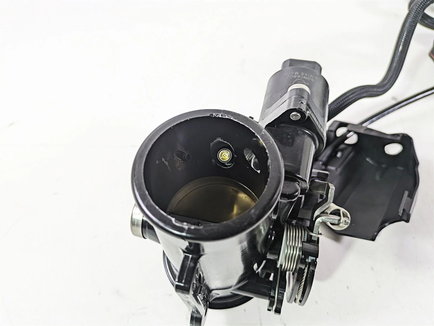 2015 BMW R nineT K21 Throttle Body & Junction Set 13547705239 13547705240 - Image 10