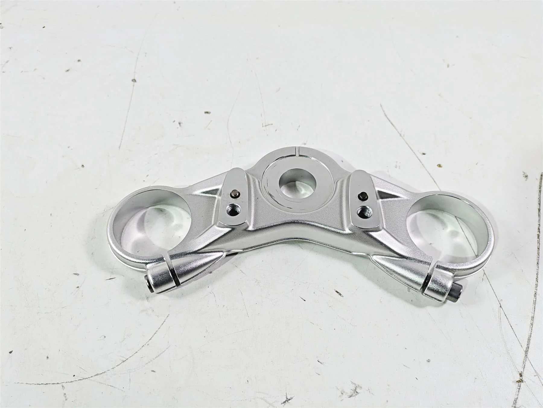 2015 BMW R nineT K21 Upper Triple Tree Steering Clamp 31428538052 - Image 3