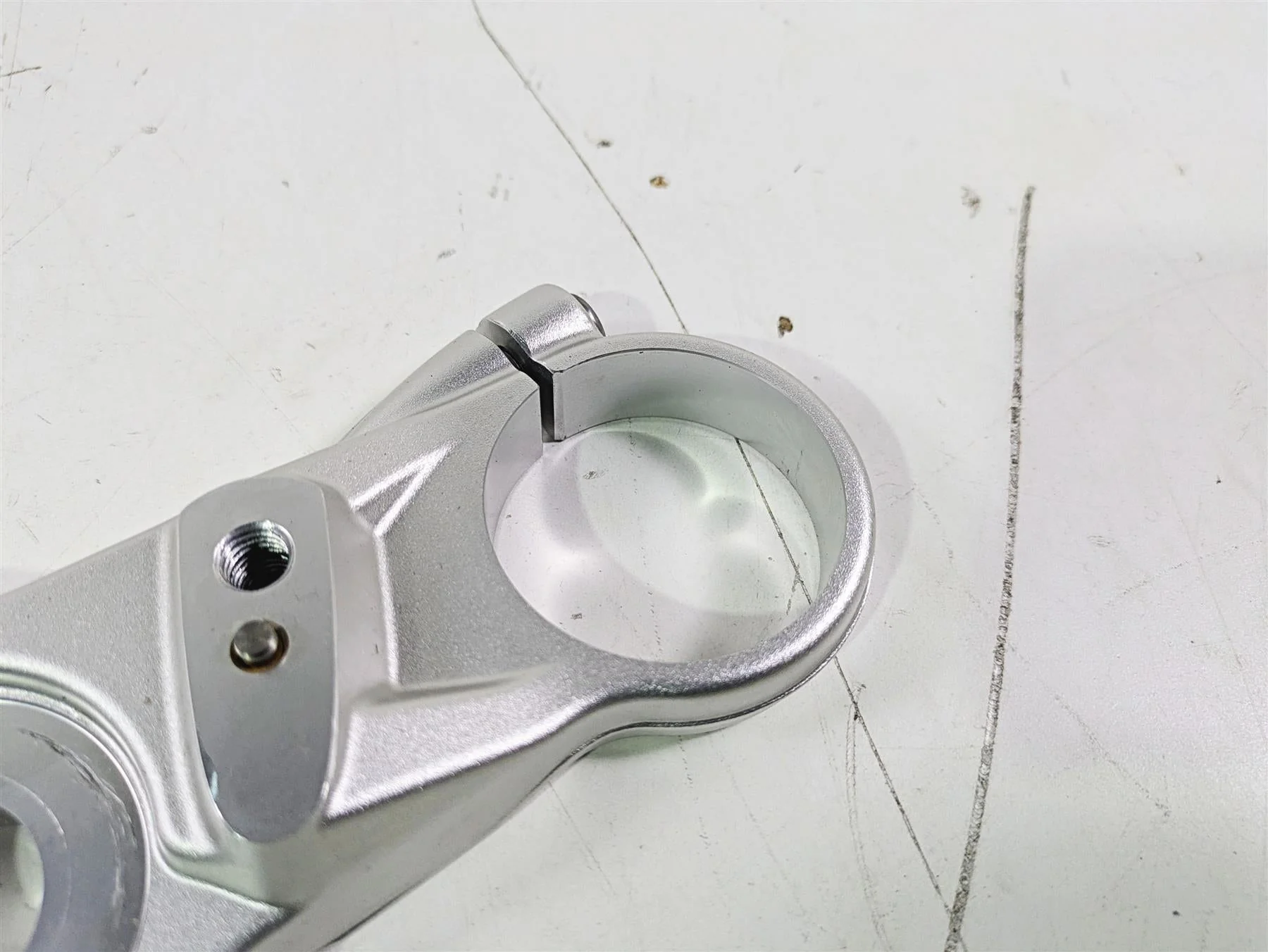2015 BMW R nineT K21 Upper Triple Tree Steering Clamp 31428538052 - Image 6
