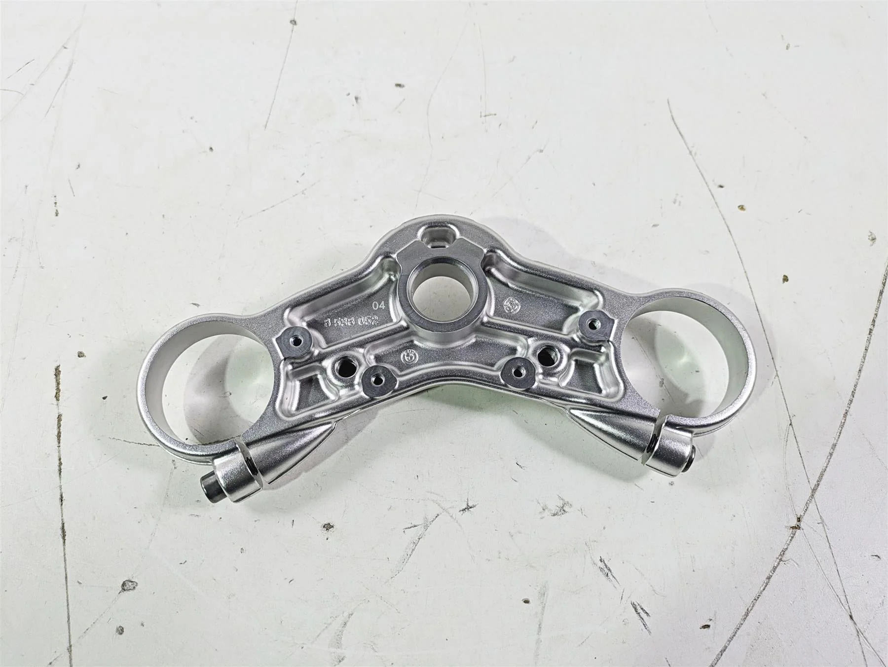 2015 BMW R nineT K21 Upper Triple Tree Steering Clamp 31428538052 - Image 9