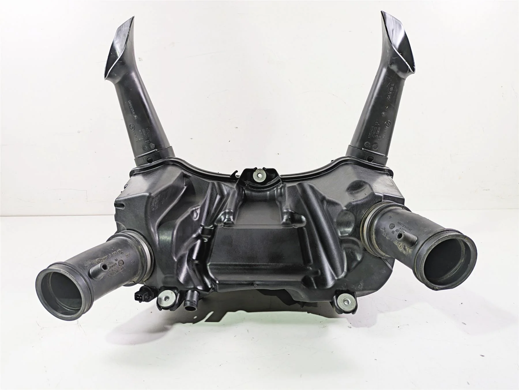 2015 BMW R1200 GS Adv K51 Air Box Cleaner Breather & All Tubes 13717726792 - Image 10