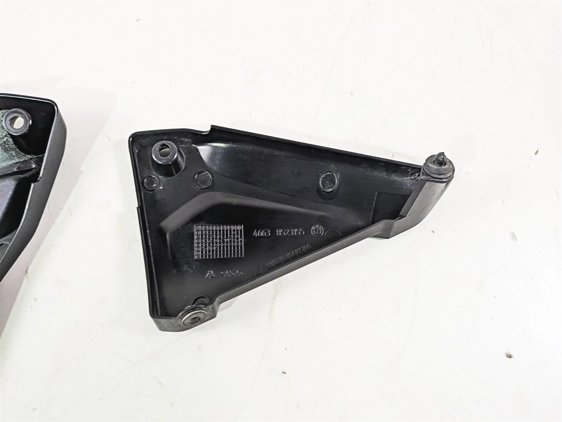2015 BMW R1200 GS Adv K51 Battery Side Cover Fairing Set 46638523155 46638523156 - Image 8