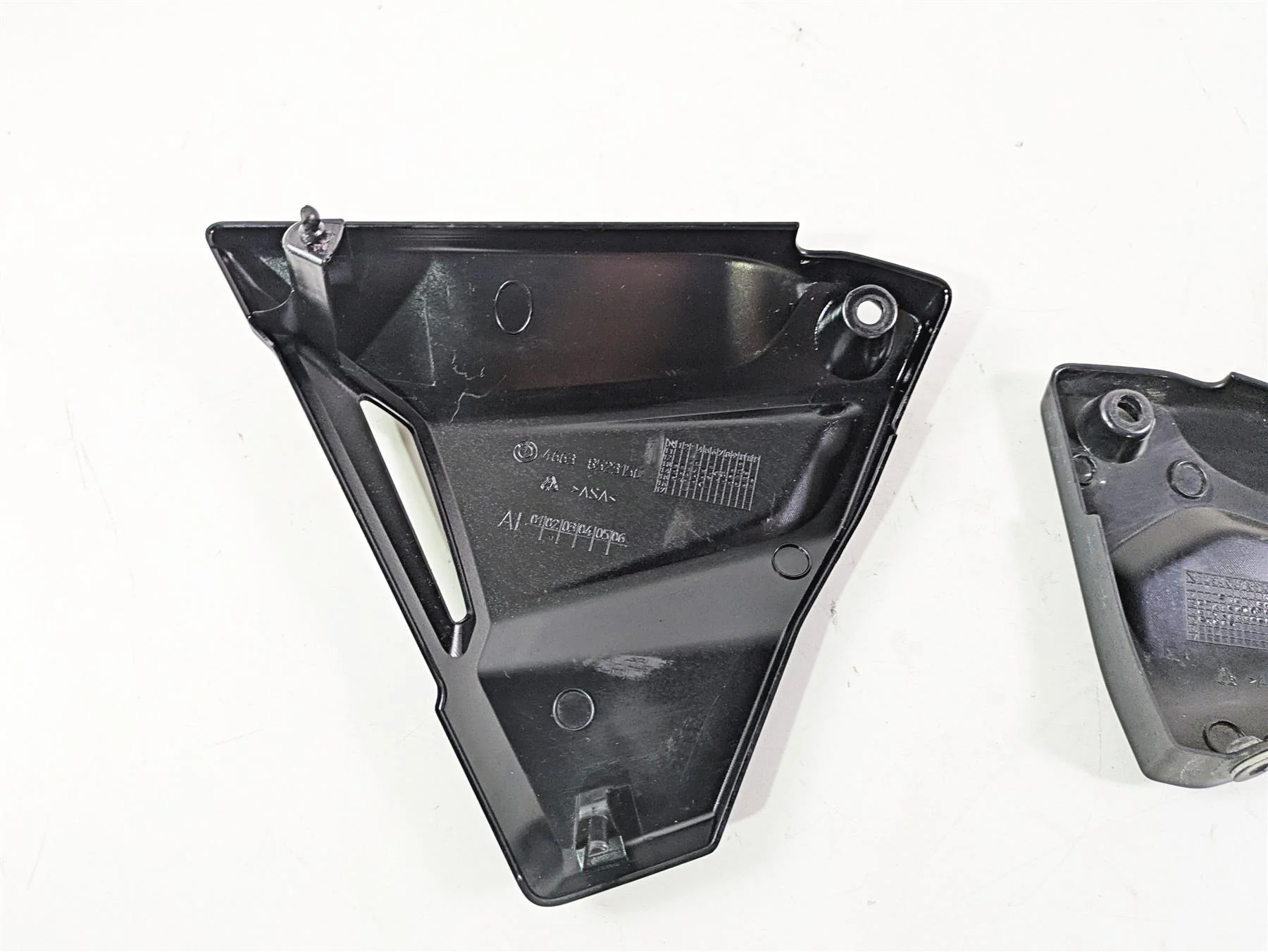2015 BMW R1200 GS Adv K51 Battery Side Cover Fairing Set 46638523155 46638523156 - Image 9