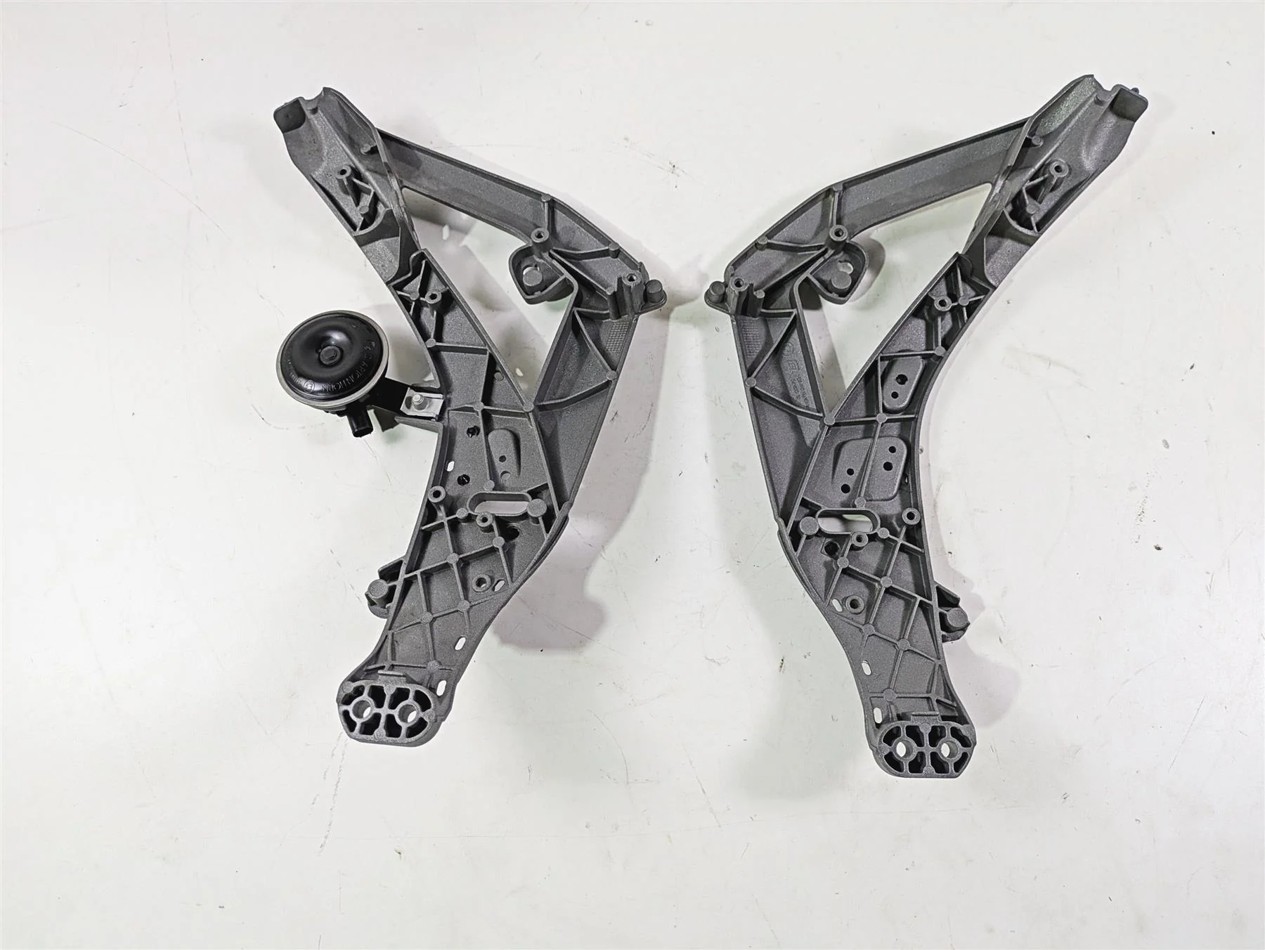 2015 BMW R1200 GS Adv K51 Front Left Right Side Stay Mounts 46638528673 - Image 10
