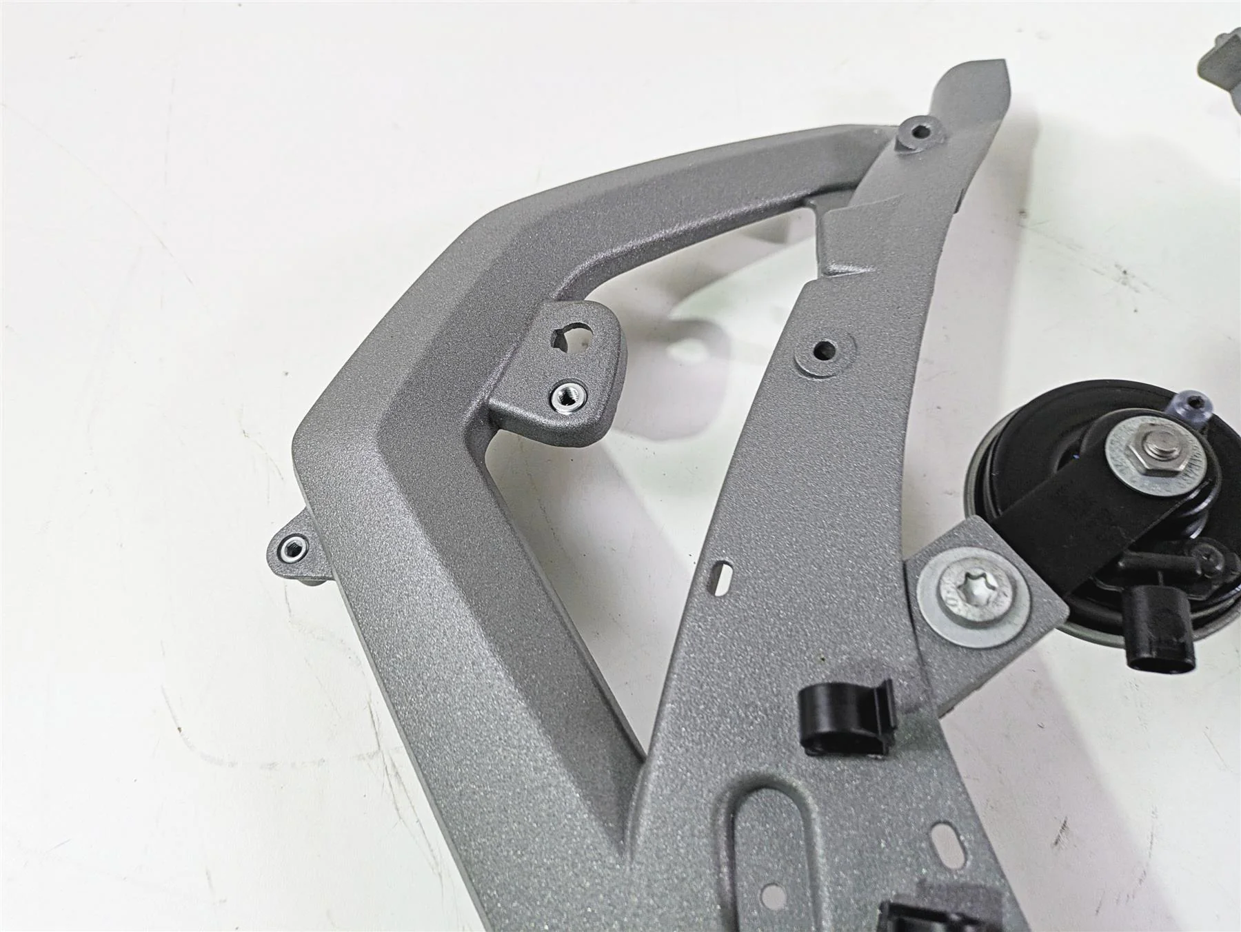 2015 BMW R1200 GS Adv K51 Front Left Right Side Stay Mounts 46638528673 - Image 8