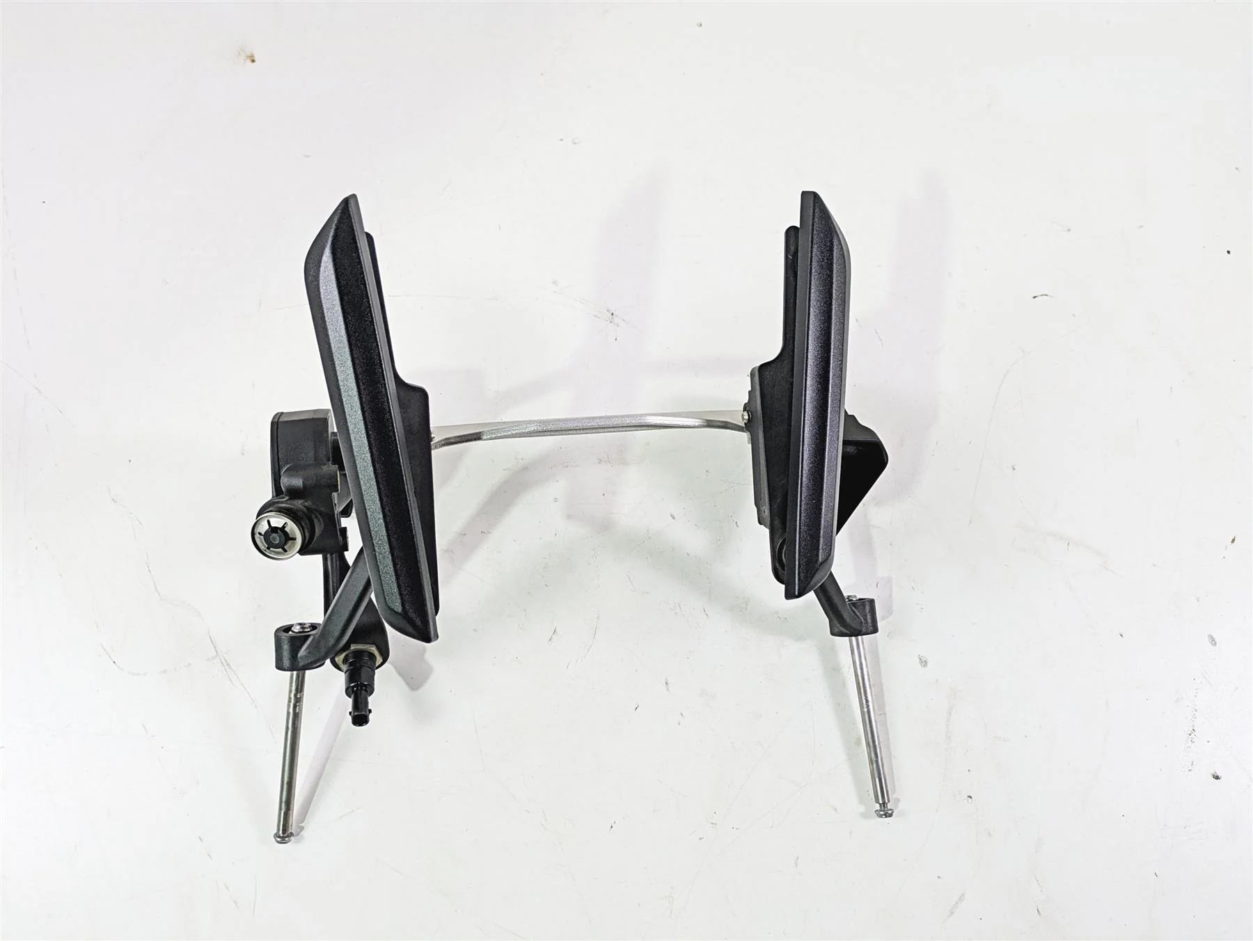 2015 BMW R1200 GS Adv K51 Front Windshield Adjustment Mount Set 46638536083 - Image 4