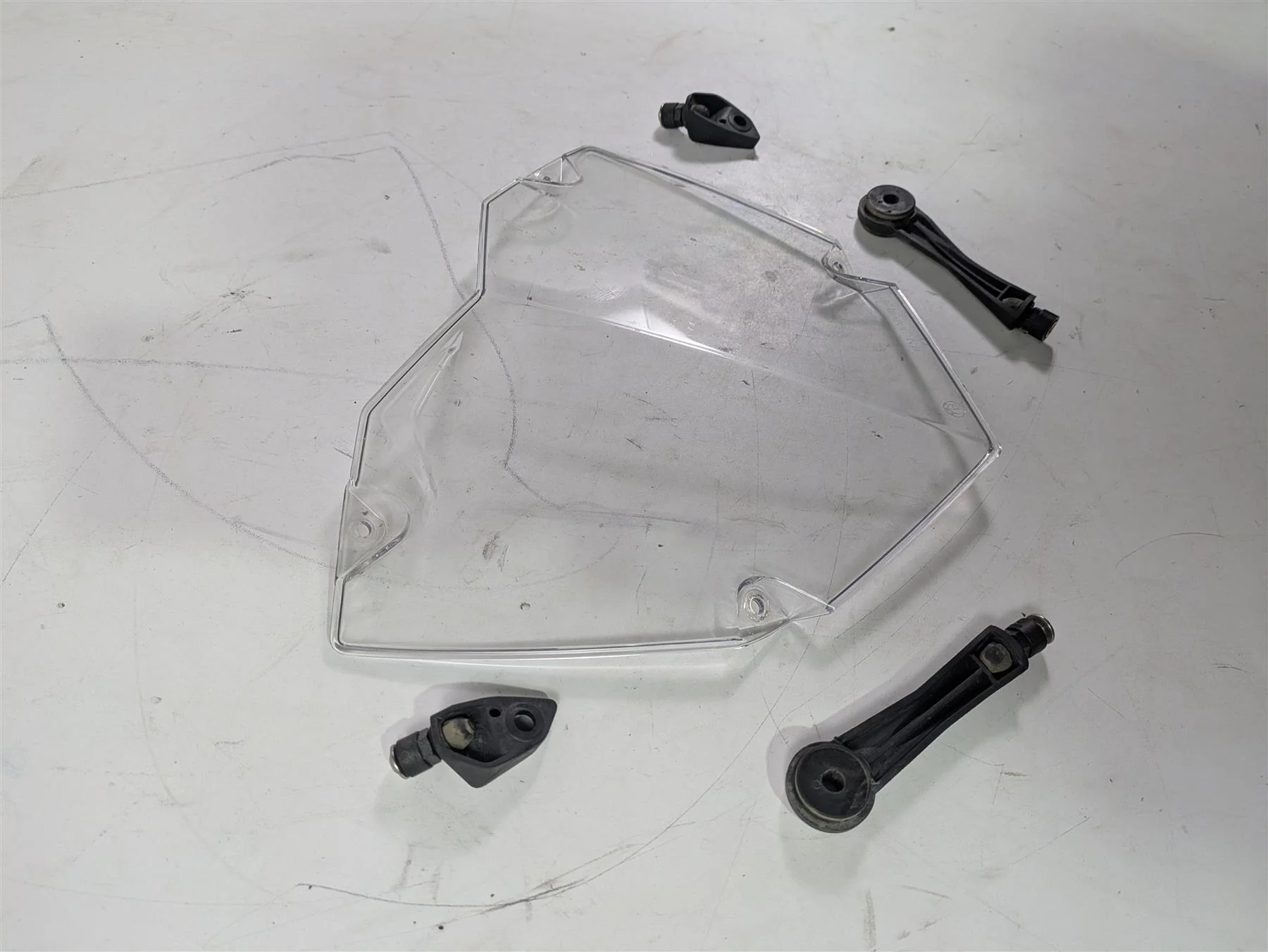 2015 BMW R1200 GS Adv K51 Headlight Cover 77518529205 - Image 2
