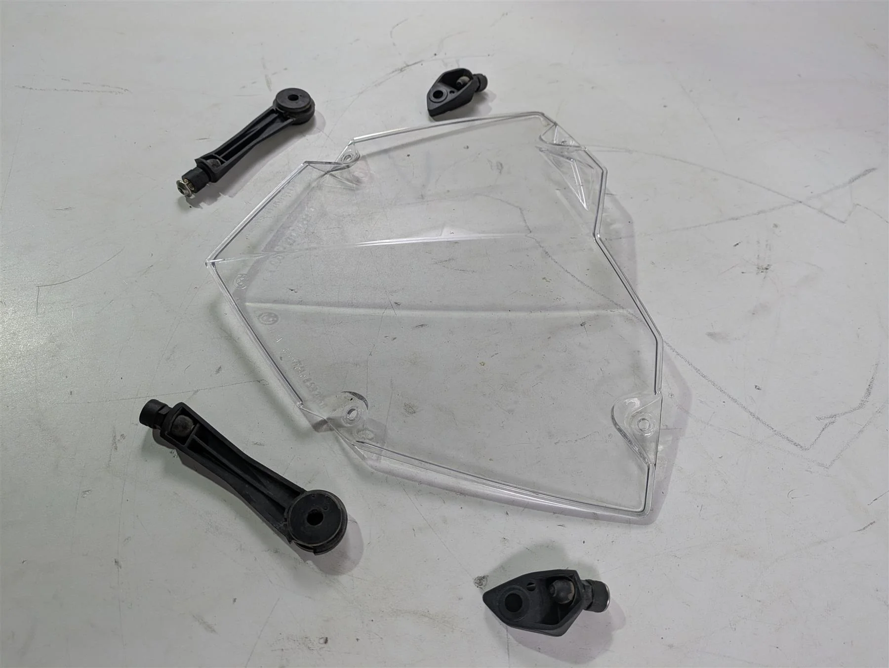 2015 BMW R1200 GS Adv K51 Headlight Cover 77518529205 - Image 3