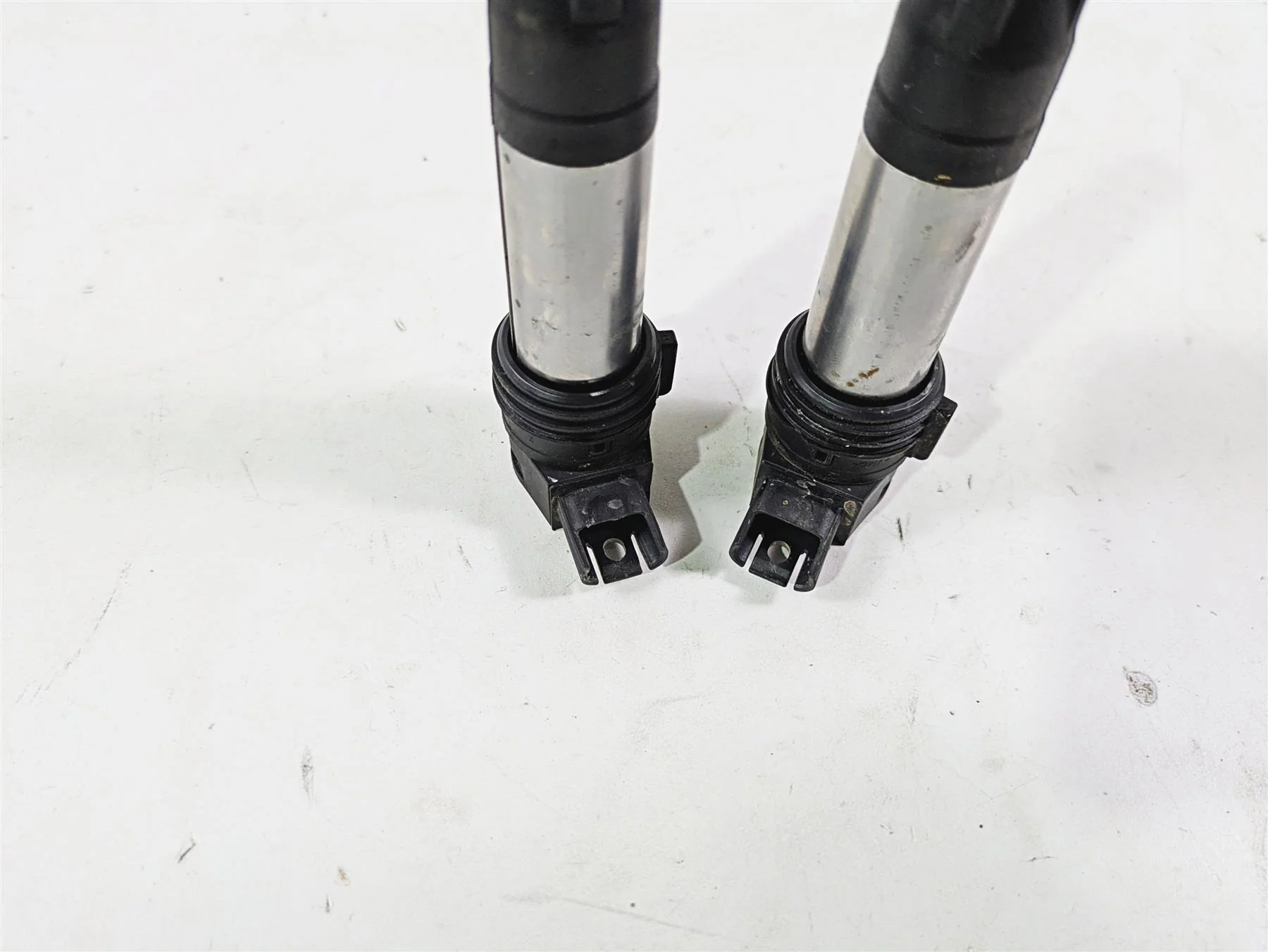 2015 BMW R1200 GS Adv K51 Ignition Coils Stick Coil Set 12138526677 - Image 7