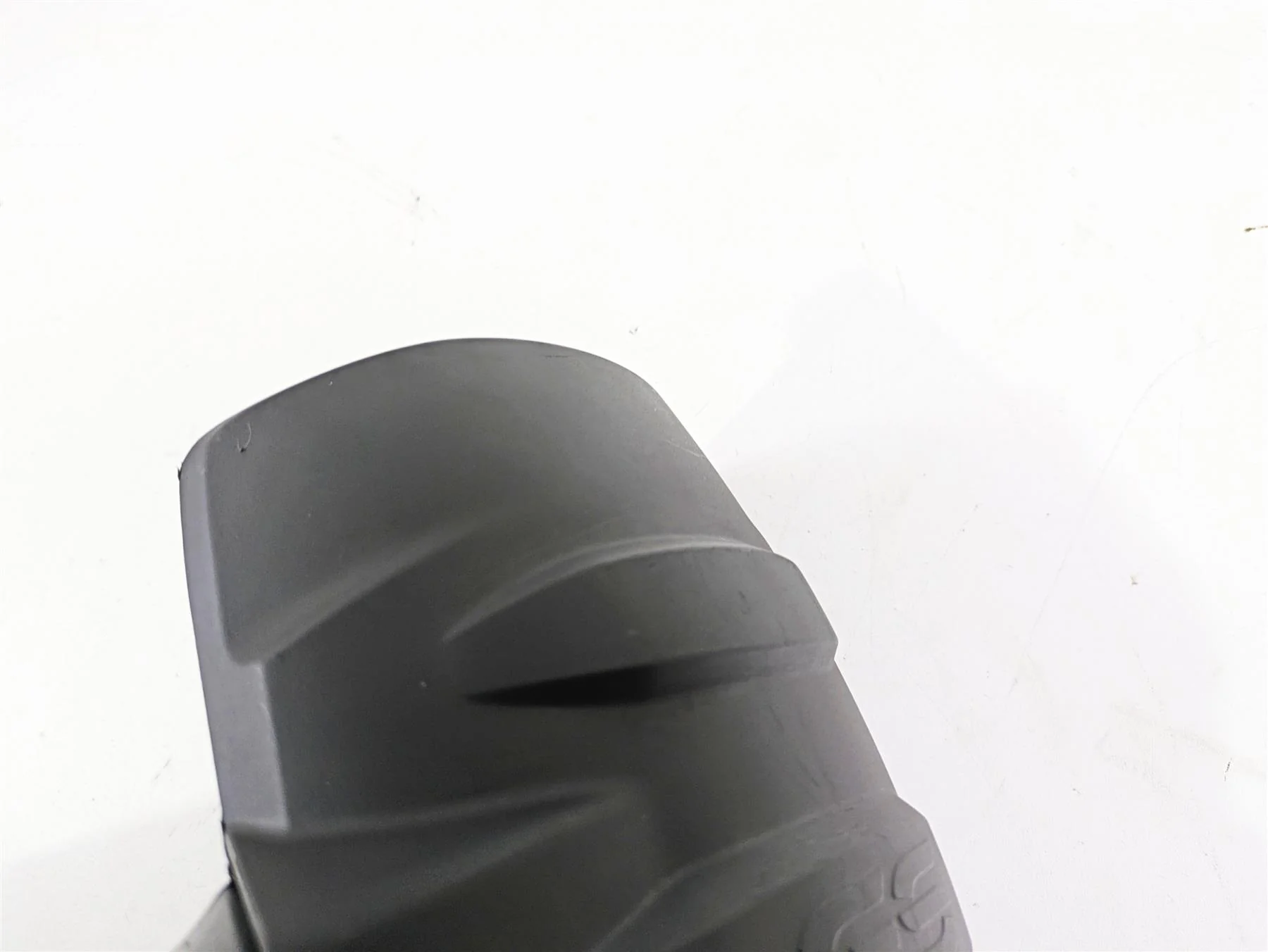 2015 BMW R1200 GS Adv K51 Rear Lower Fender Mud Guard 46628533657 - Image 11