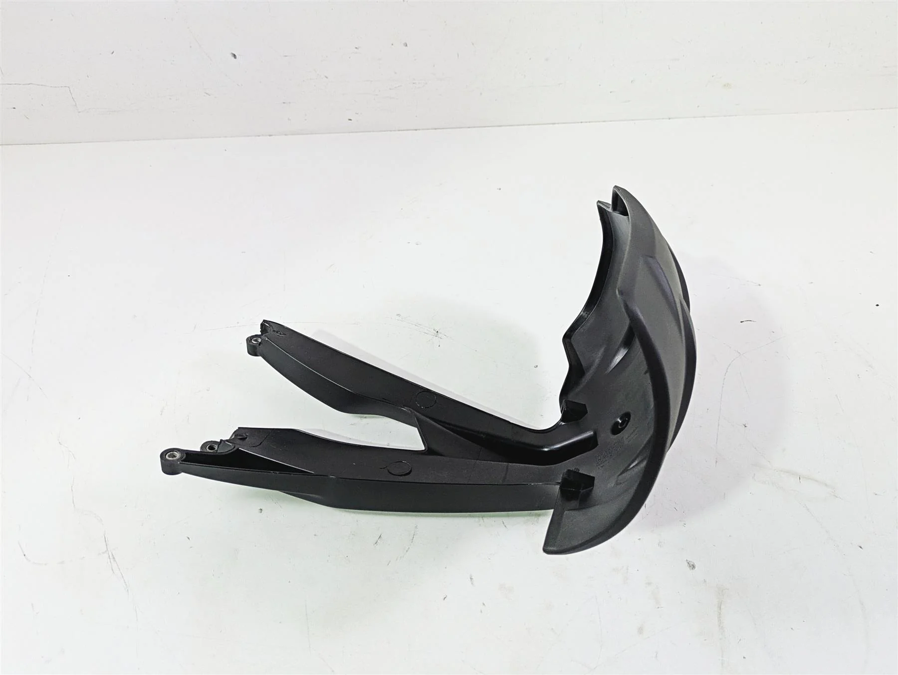 2015 BMW R1200 GS Adv K51 Rear Lower Fender Mud Guard 46628533657 - Image 3