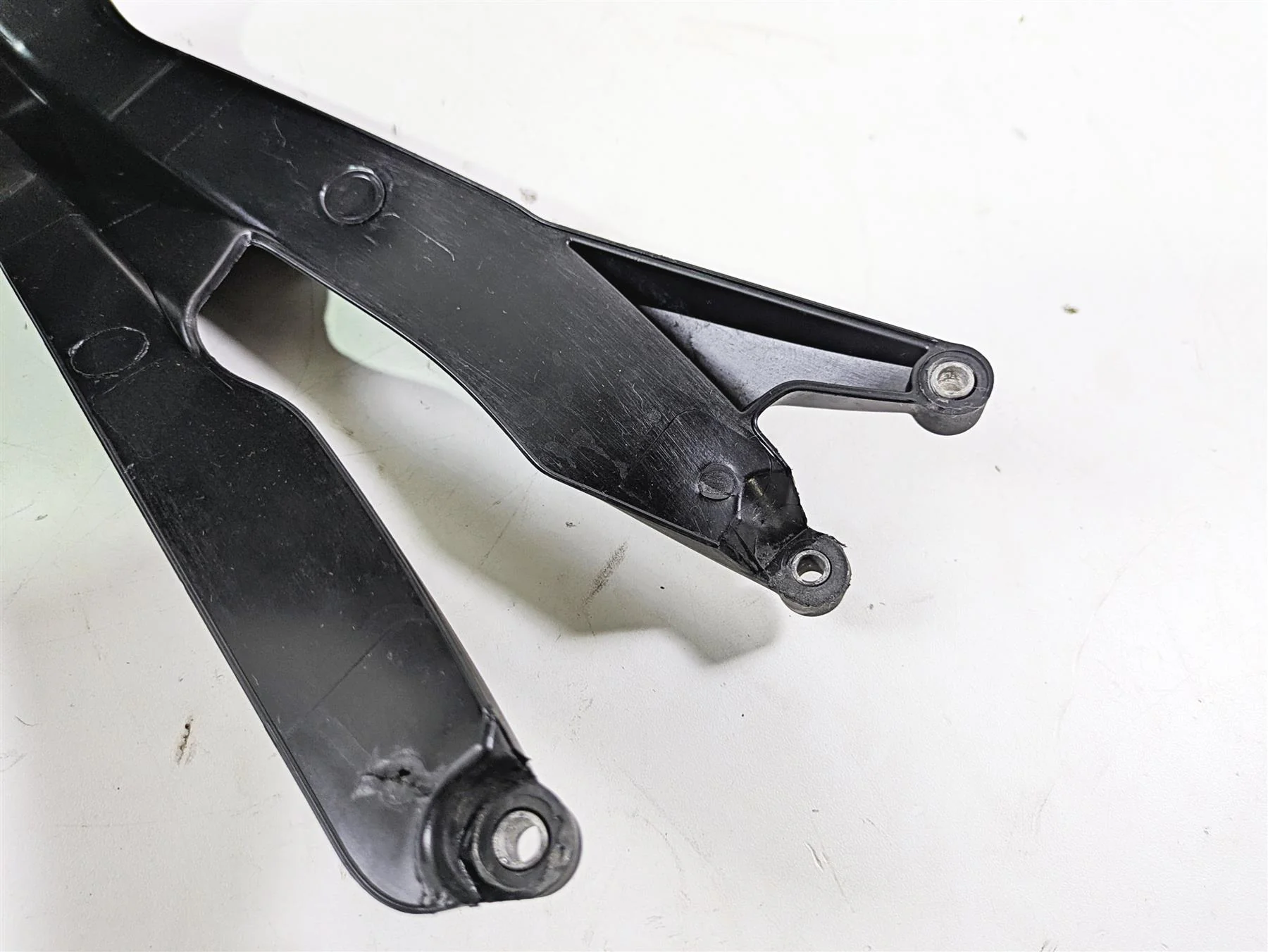 2015 BMW R1200 GS Adv K51 Rear Lower Fender Mud Guard 46628533657 - Image 7