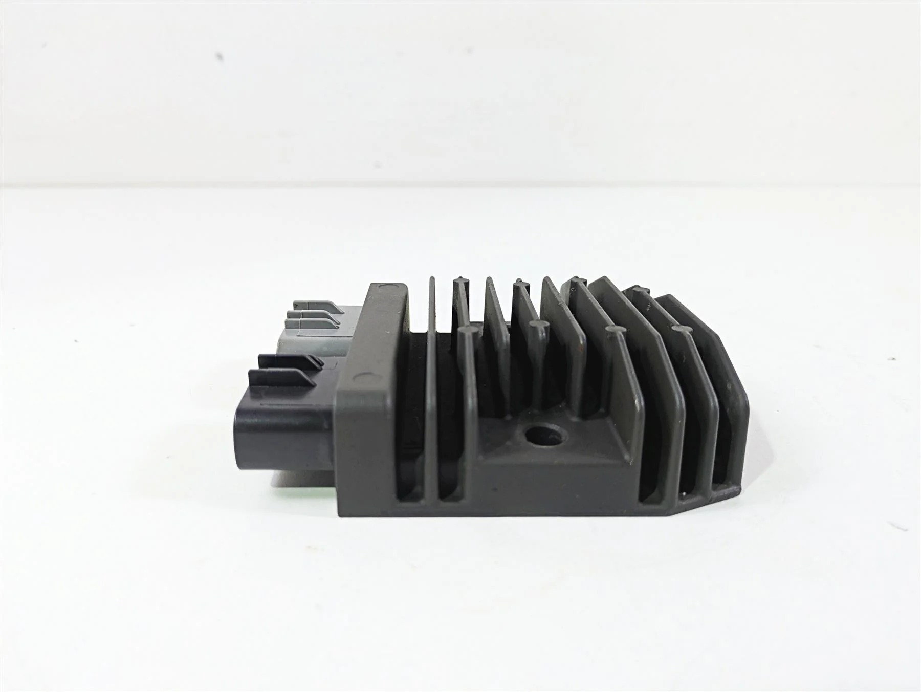 2015 BMW R1200 GS Adv K51 Rectifier Voltage Regulator FH020AA 12318523367 - Image 10