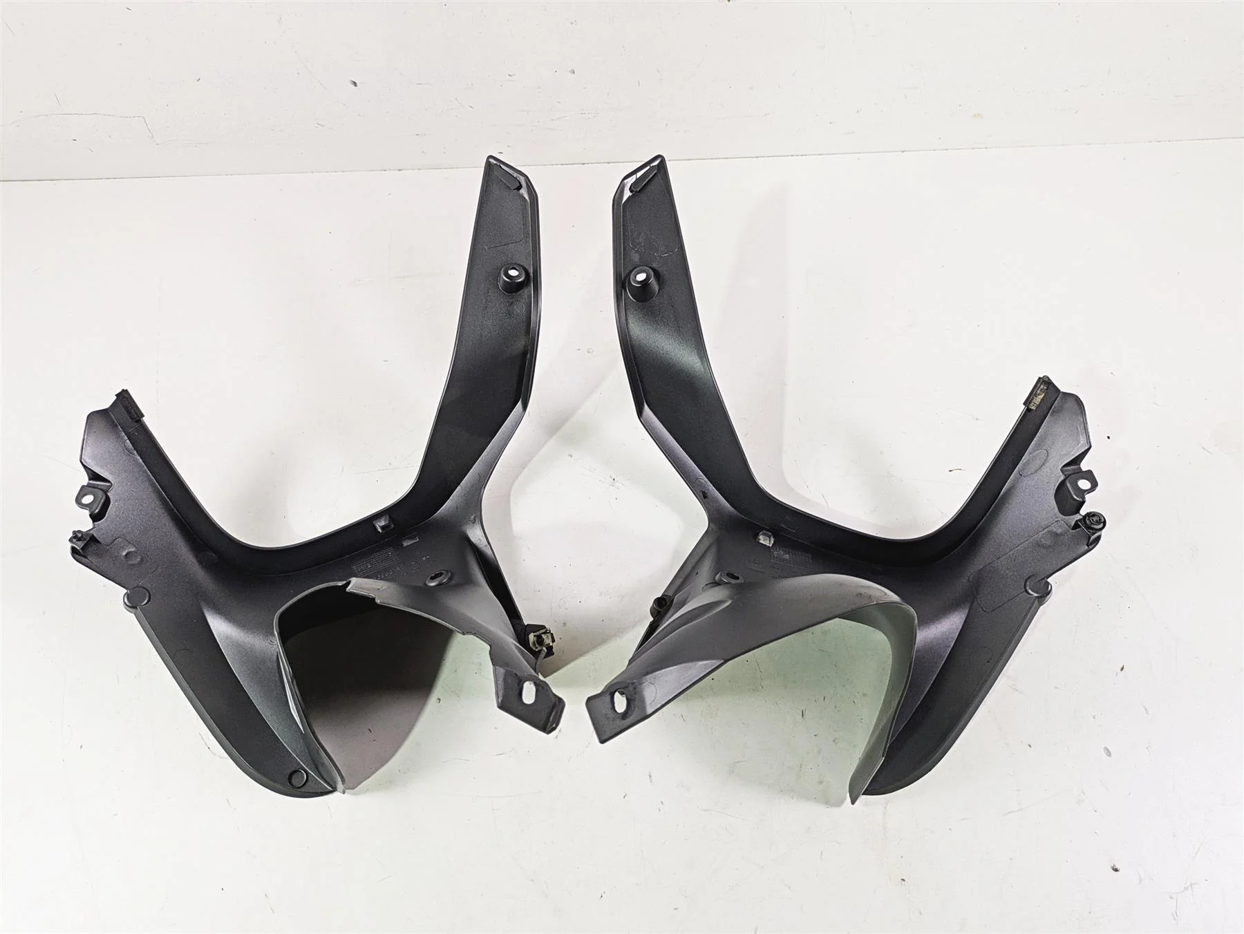2015 BMW R1200 GS Adv K51 Side Infill Lower Fairing Set 46638536937 46638536938 - Image 7